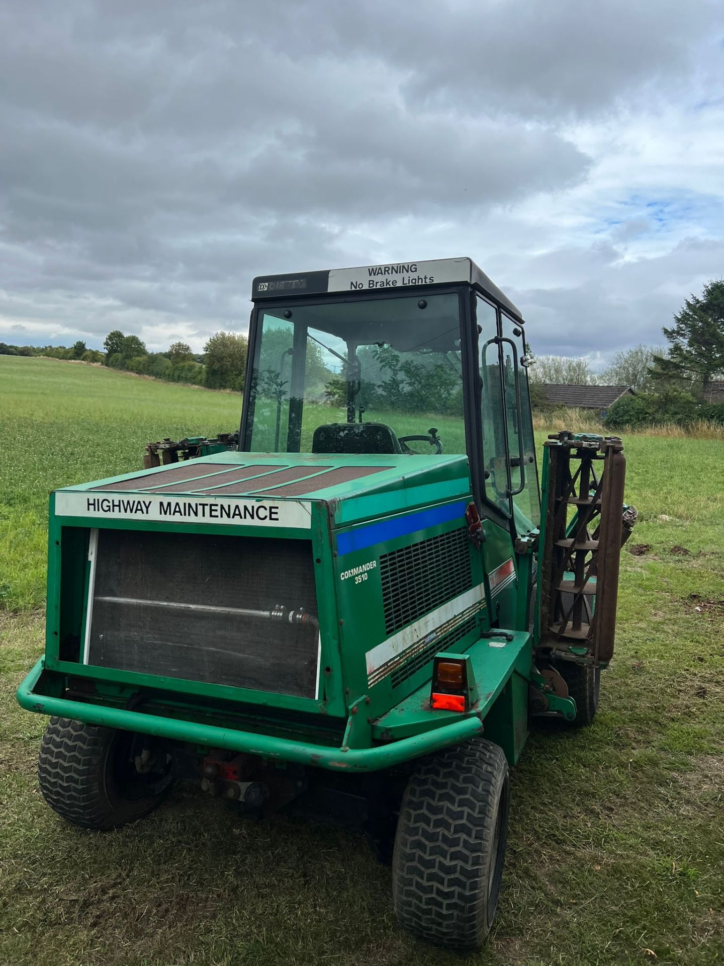 RANSOMES 3510 5 GANG RIDE ON LAWN MOWER *PLUS VAT* - Image 6 of 6