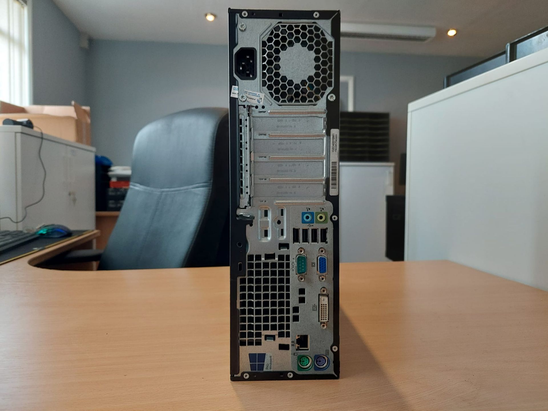 Modern HP Elitedesk PC, No Hard Drive *NO VAT* - Image 6 of 7