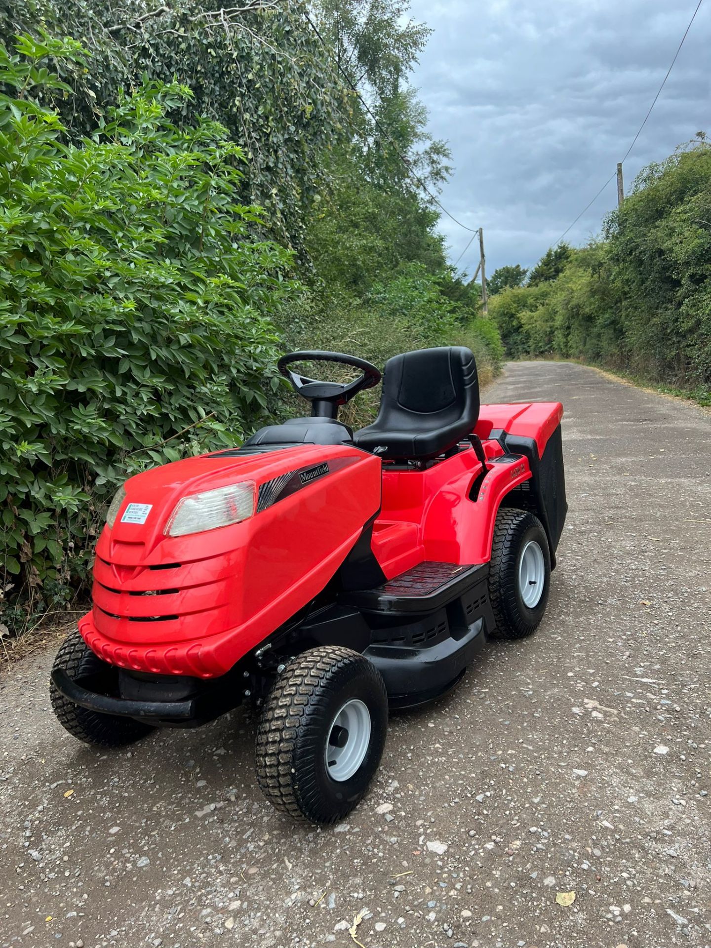 MOUNTFIELD 1430H RIDE ON LAWN MOWER *PLUS VAT*