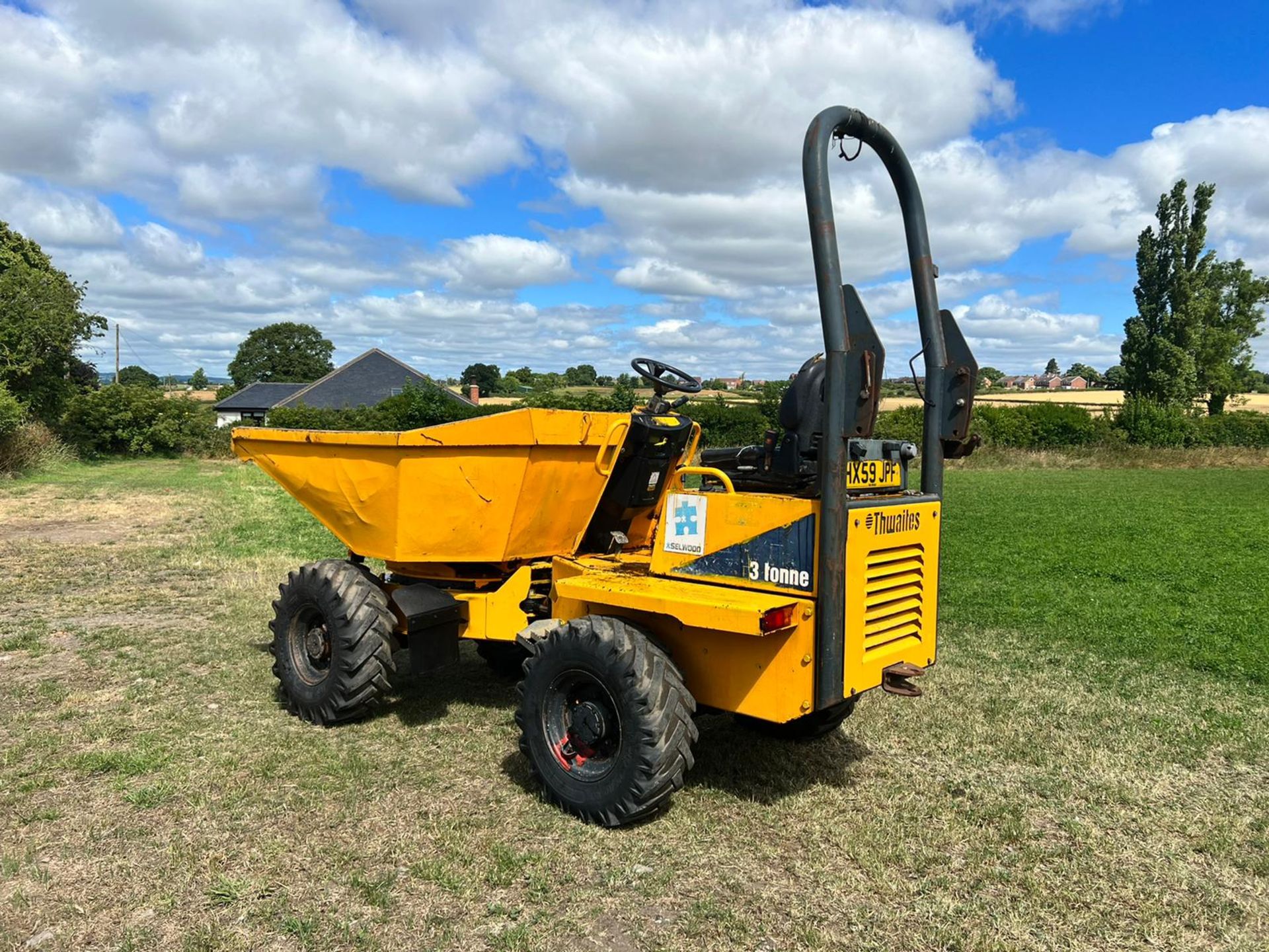 2010/59 Thwaites Mach 573 3 Tonne Swivel Skip 4WD Dumper *PLUS VAT* - Image 7 of 20