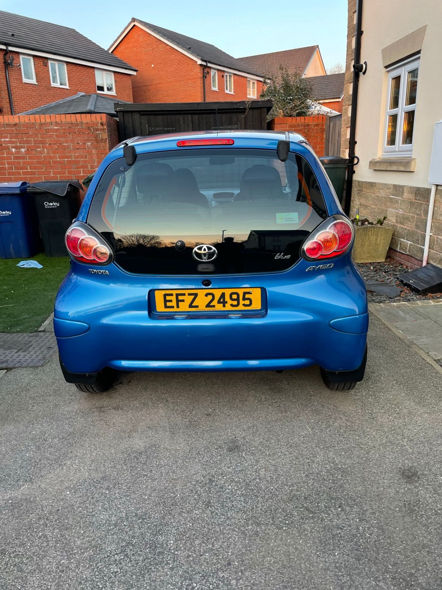 2010 TOYOTA AYGO BLUE VVT-I BLUE HATCHBACK, 101K MILES *NO VAT* - Image 4 of 4