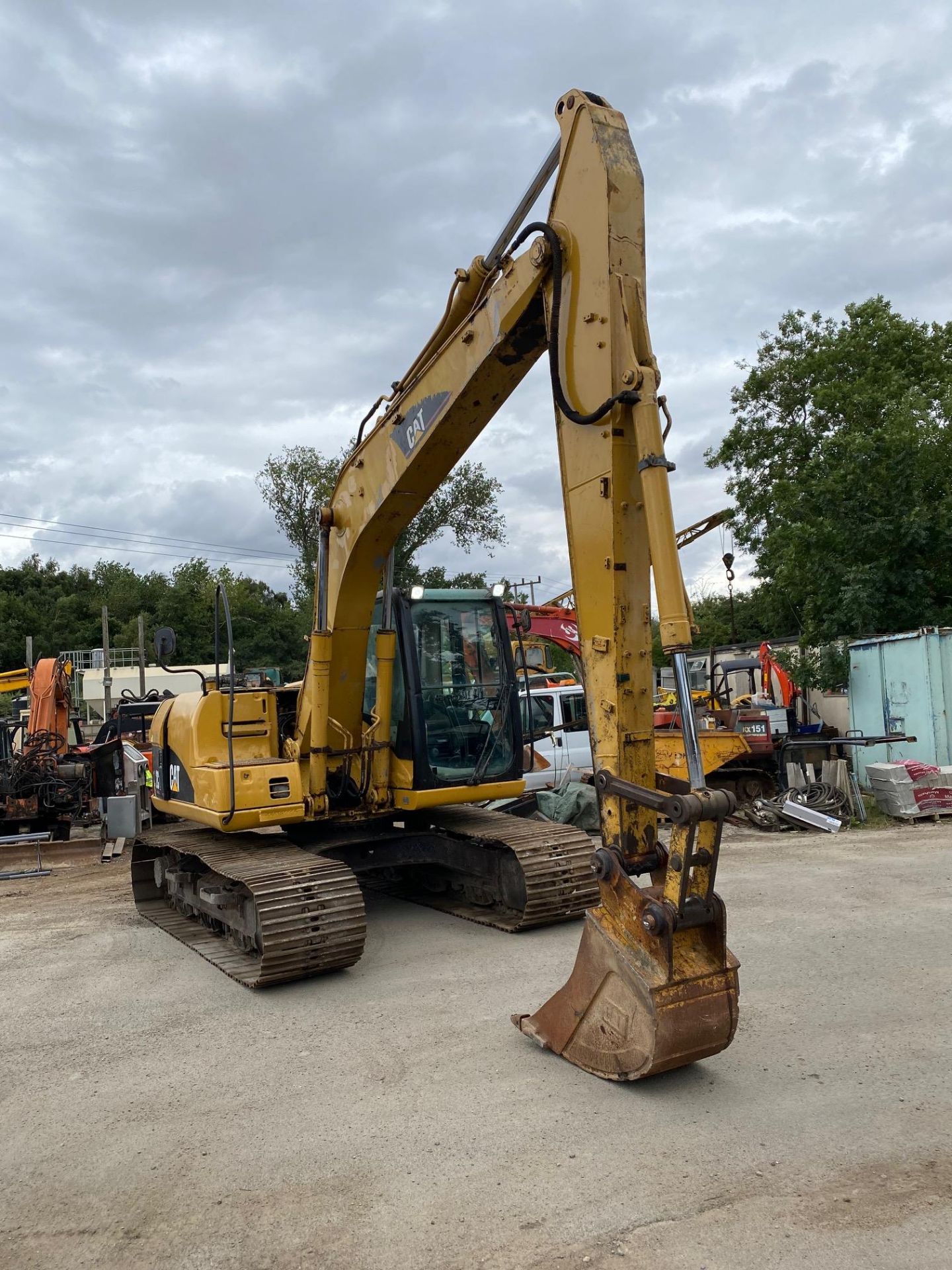 2004 CAT 312c DIGGER *PLUS VAT* - Image 2 of 9