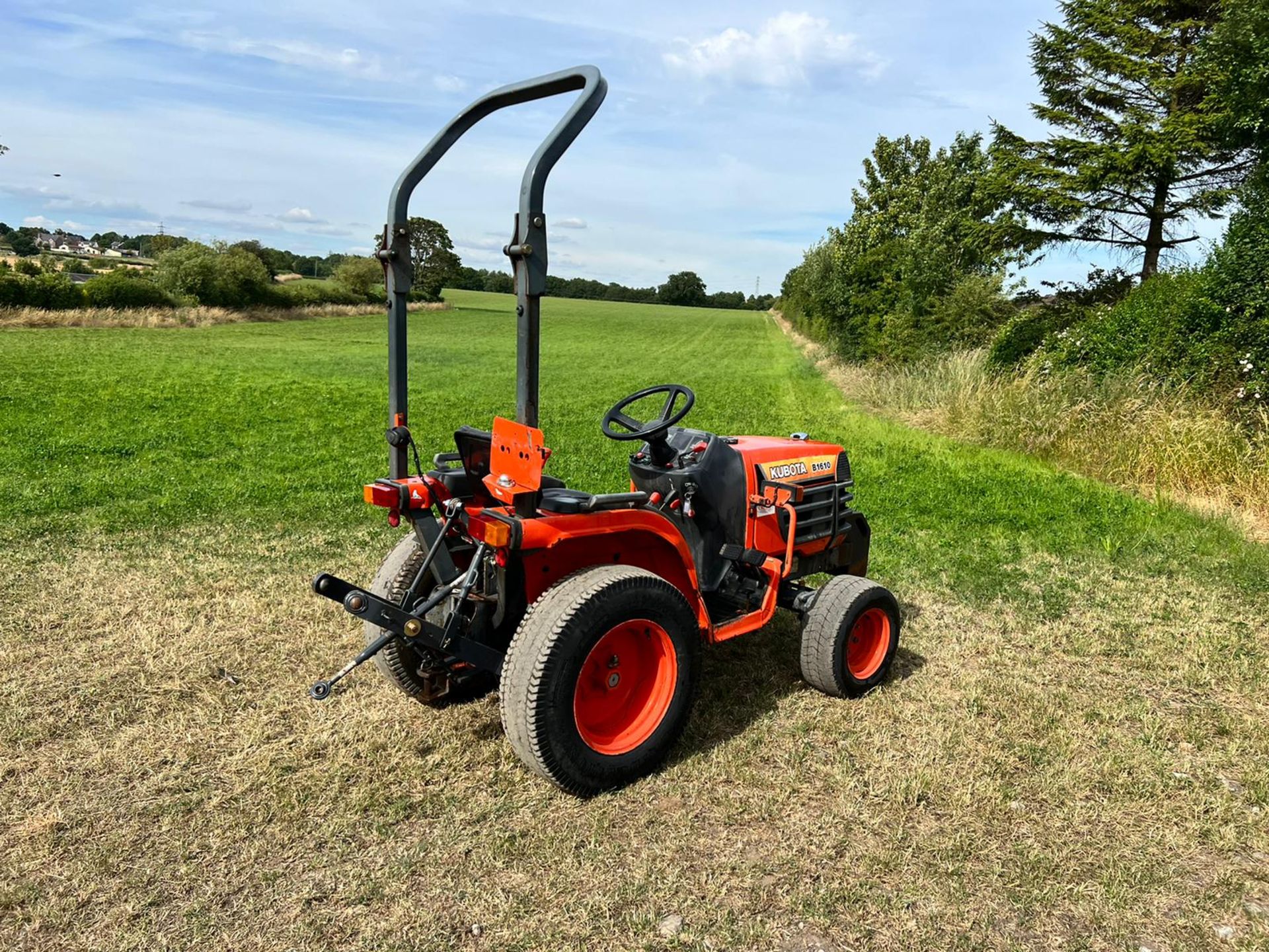 Kubota B1610 4WD Compact Tractor *PLUS VAT* - Image 2 of 20