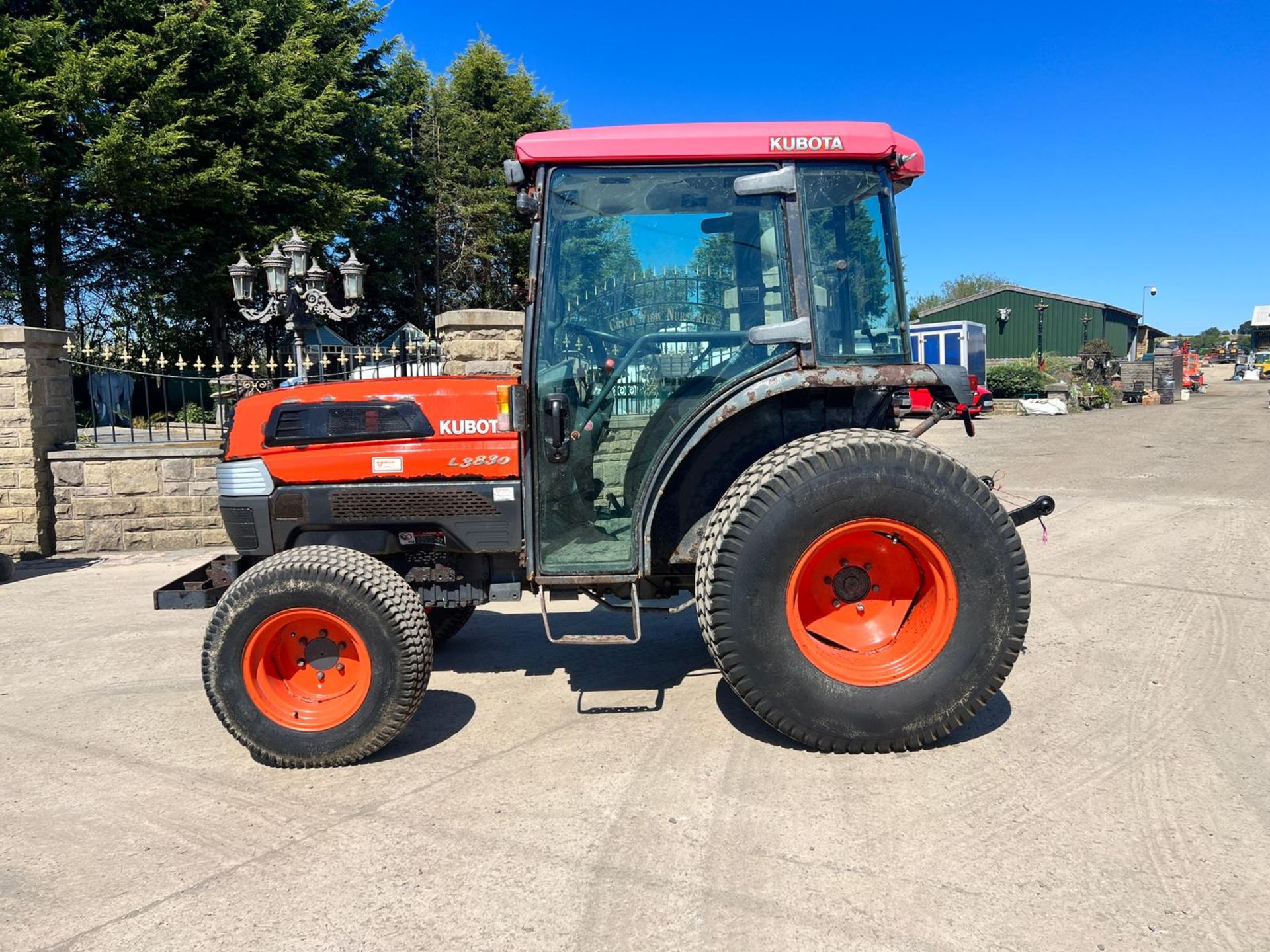 Kubota L3830 38HP 4WD Compact Tractor *PLUS VAT* - Image 5 of 18