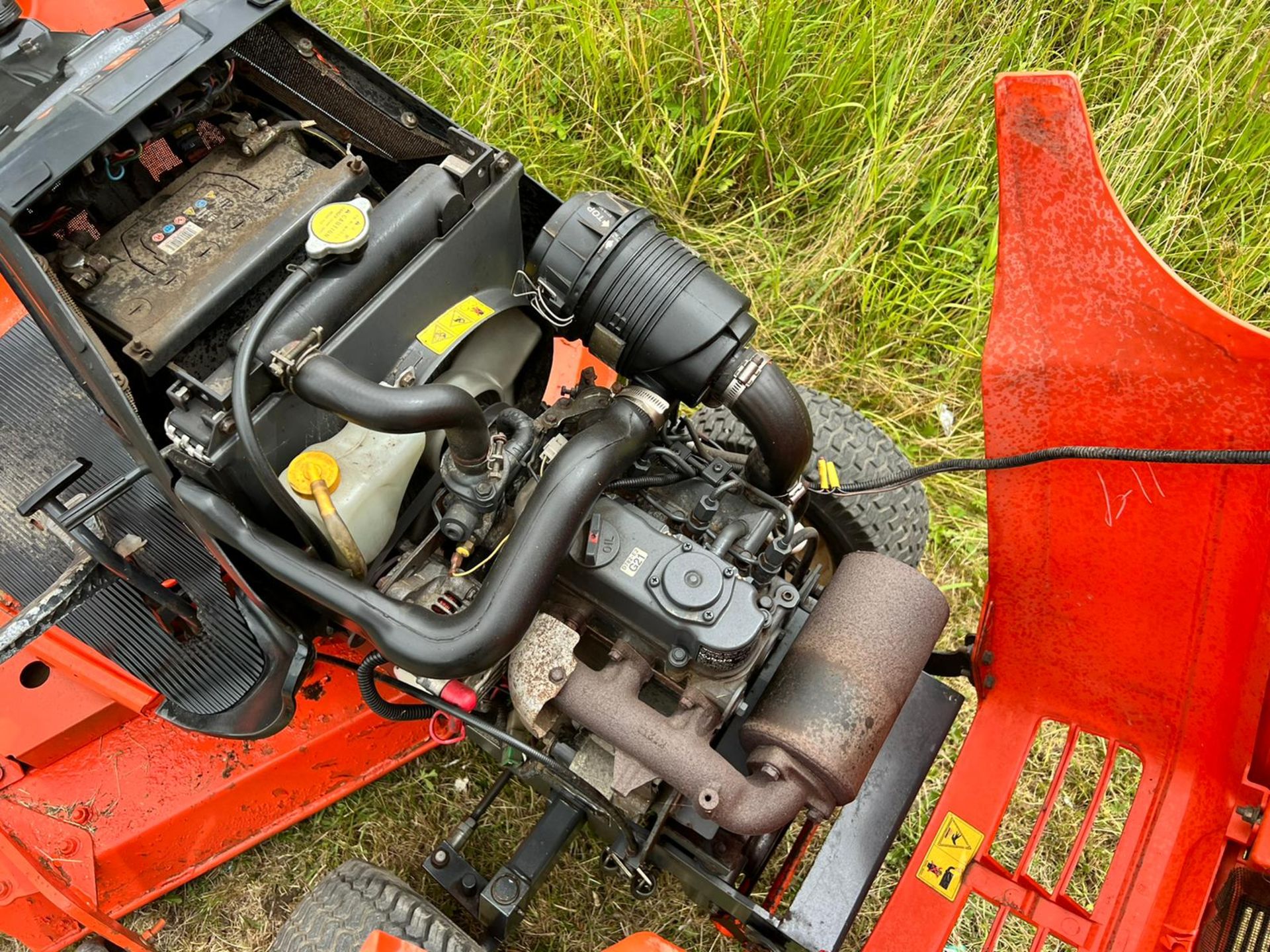 Kubota G2160 Diesel Ride On Mower *PLUS VAT* - Image 11 of 12