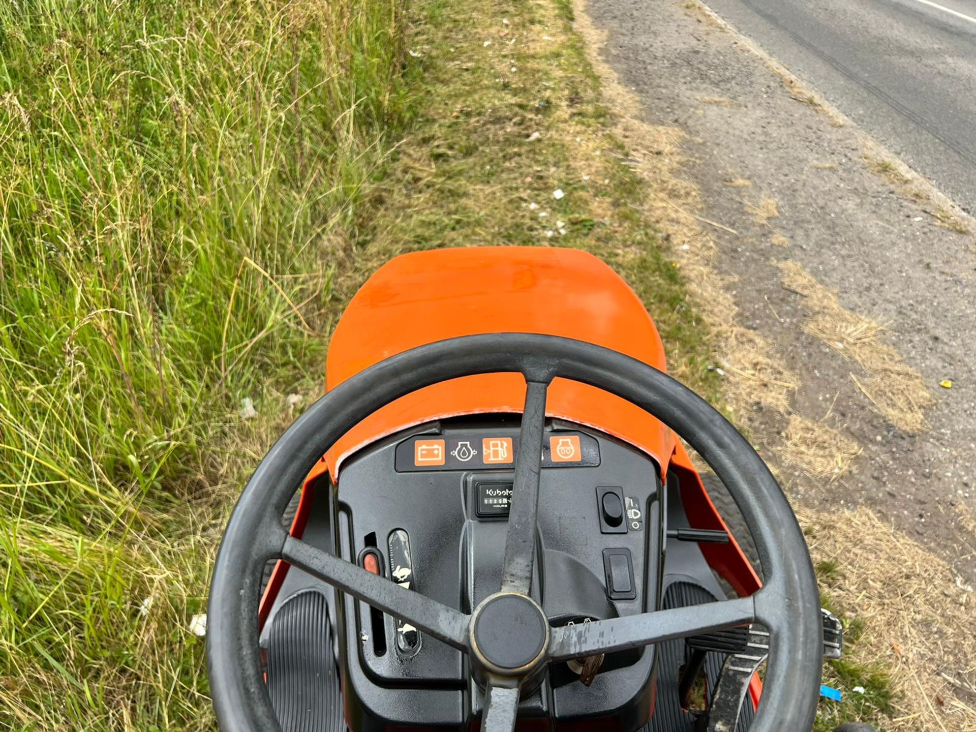 Kubota G2160 Diesel Ride On Mower *PLUS VAT* - Image 4 of 12