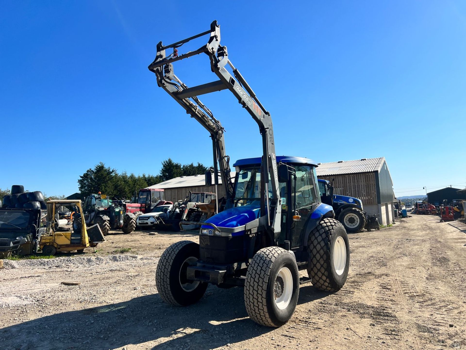 New Holland TD75D 4WD Tractor With Mailleux MX55U Front Loader *PLUS VAT* - Image 3 of 24