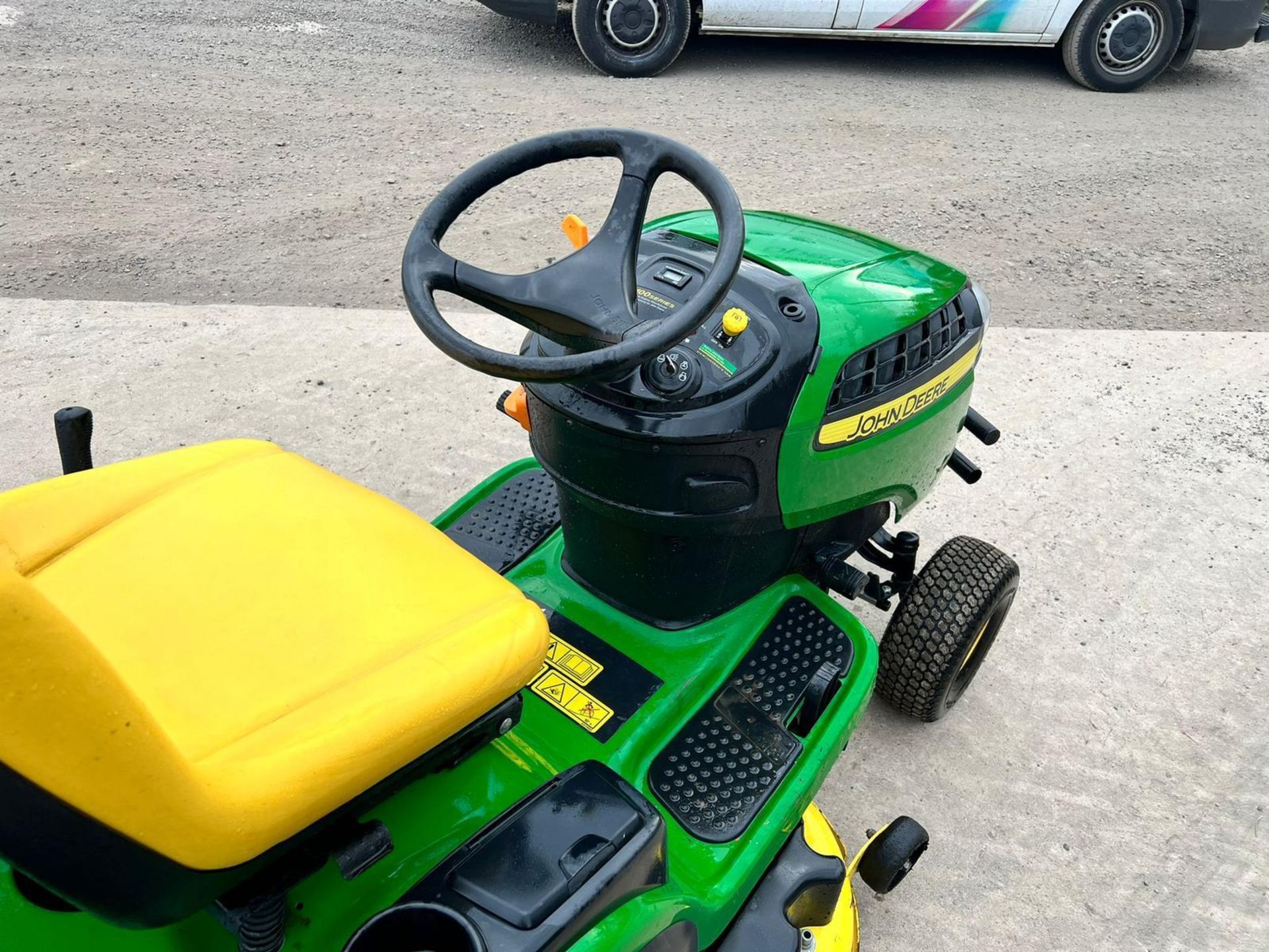 2015 JOHN DEERE X155R RIDE ON LAWN MOWER *PLUS VAT* - Image 15 of 15