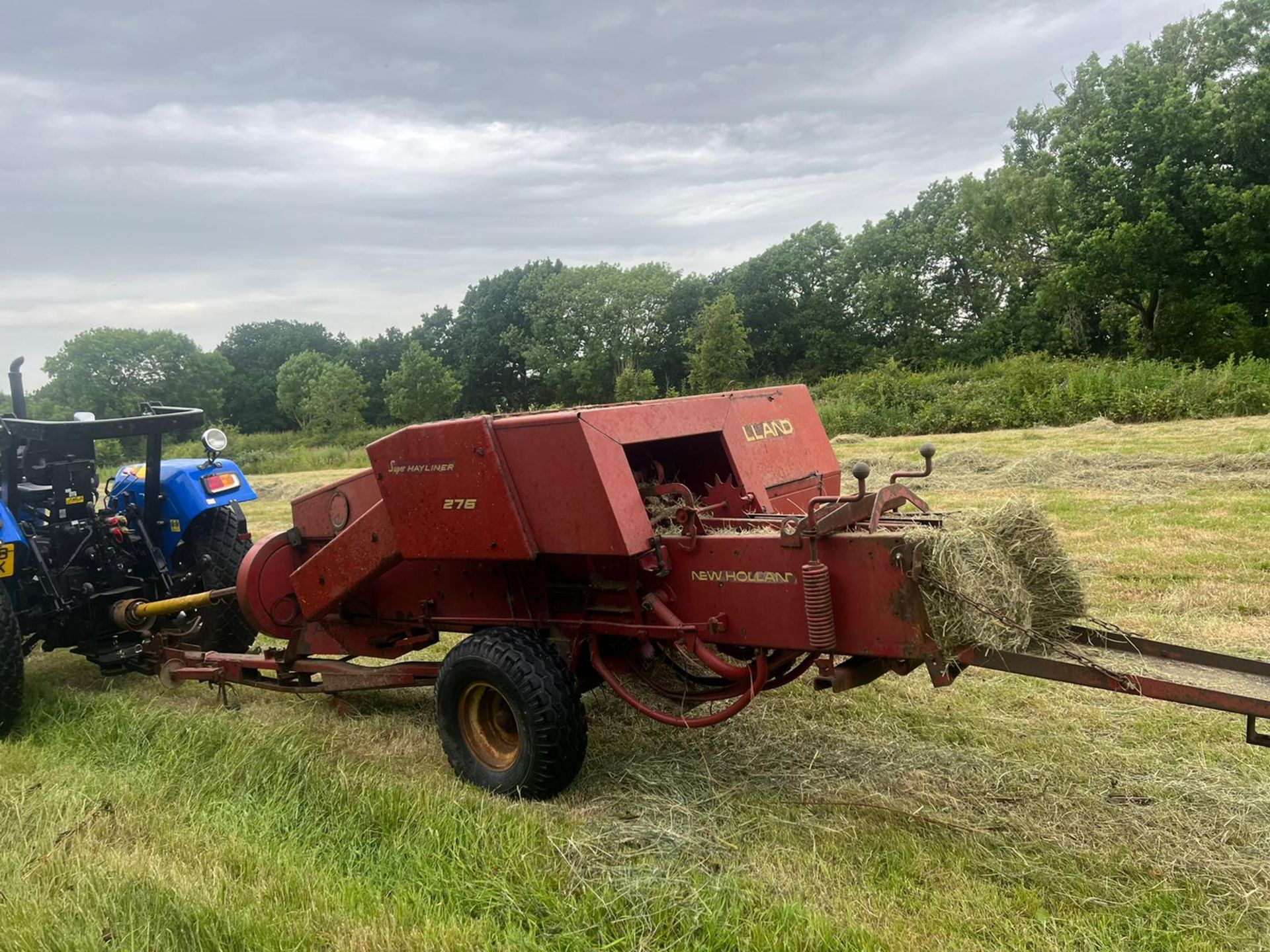 NEW HOLLAND SUPER HAYLINER 276 SQUARE BALER *PLUS VAT* - Image 2 of 8