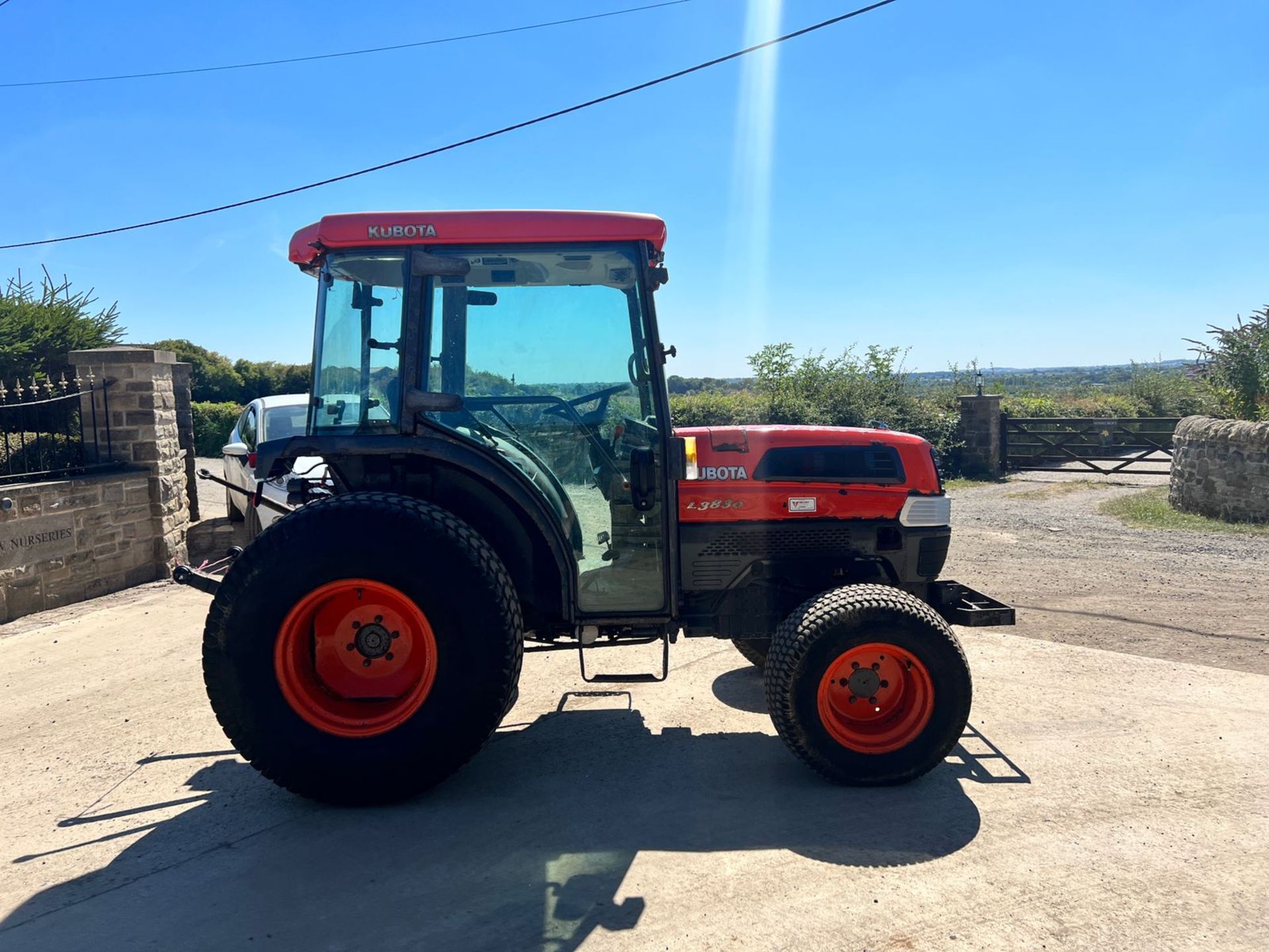 Kubota L3830 38HP 4WD Compact Tractor *PLUS VAT* - Image 4 of 18