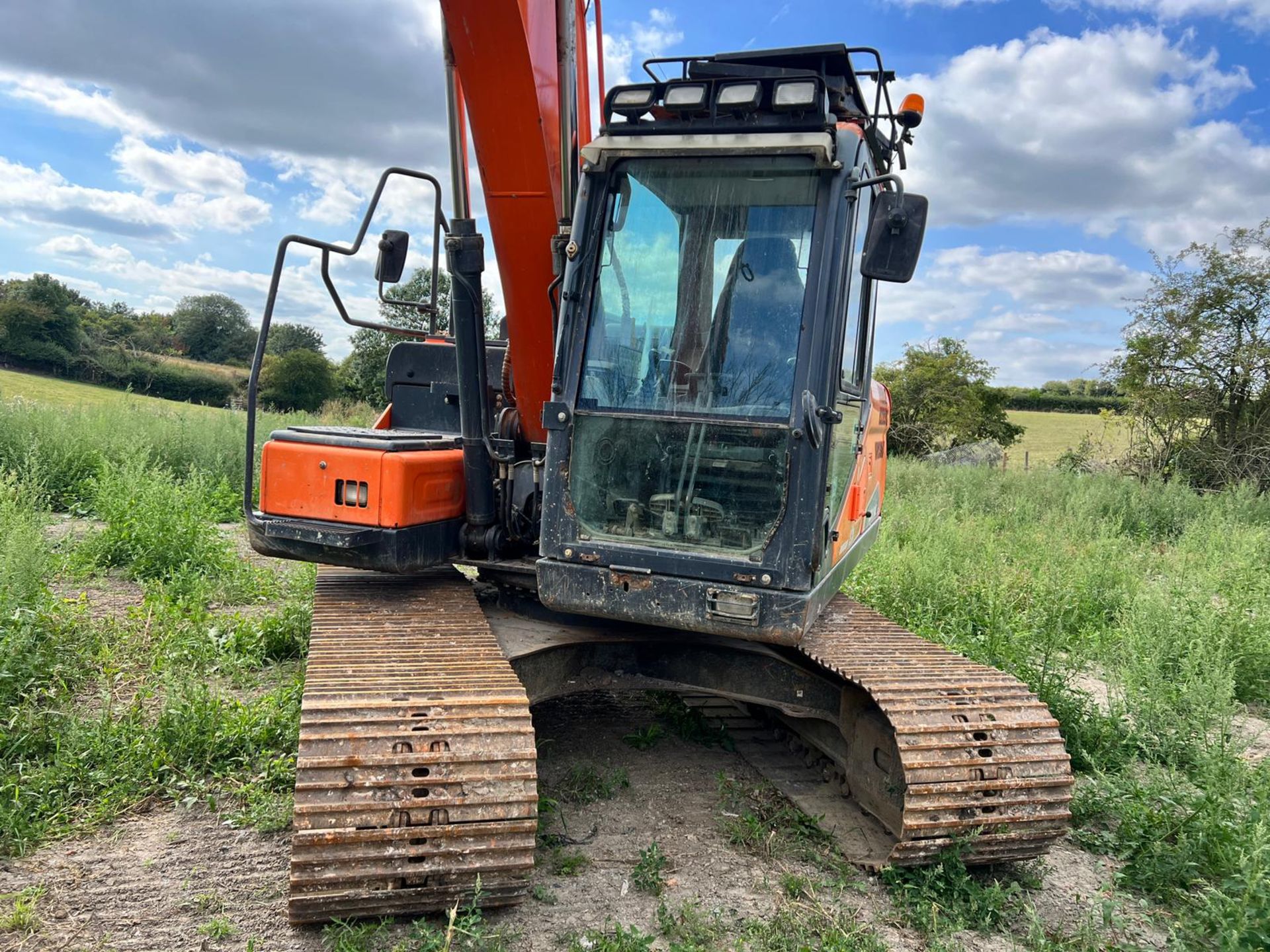 2015 Doosan DX140LC 14 Tonne Excavator With Geith Hydraulic Tilt Quick Hitch *PLUS VAT* - Image 4 of 28