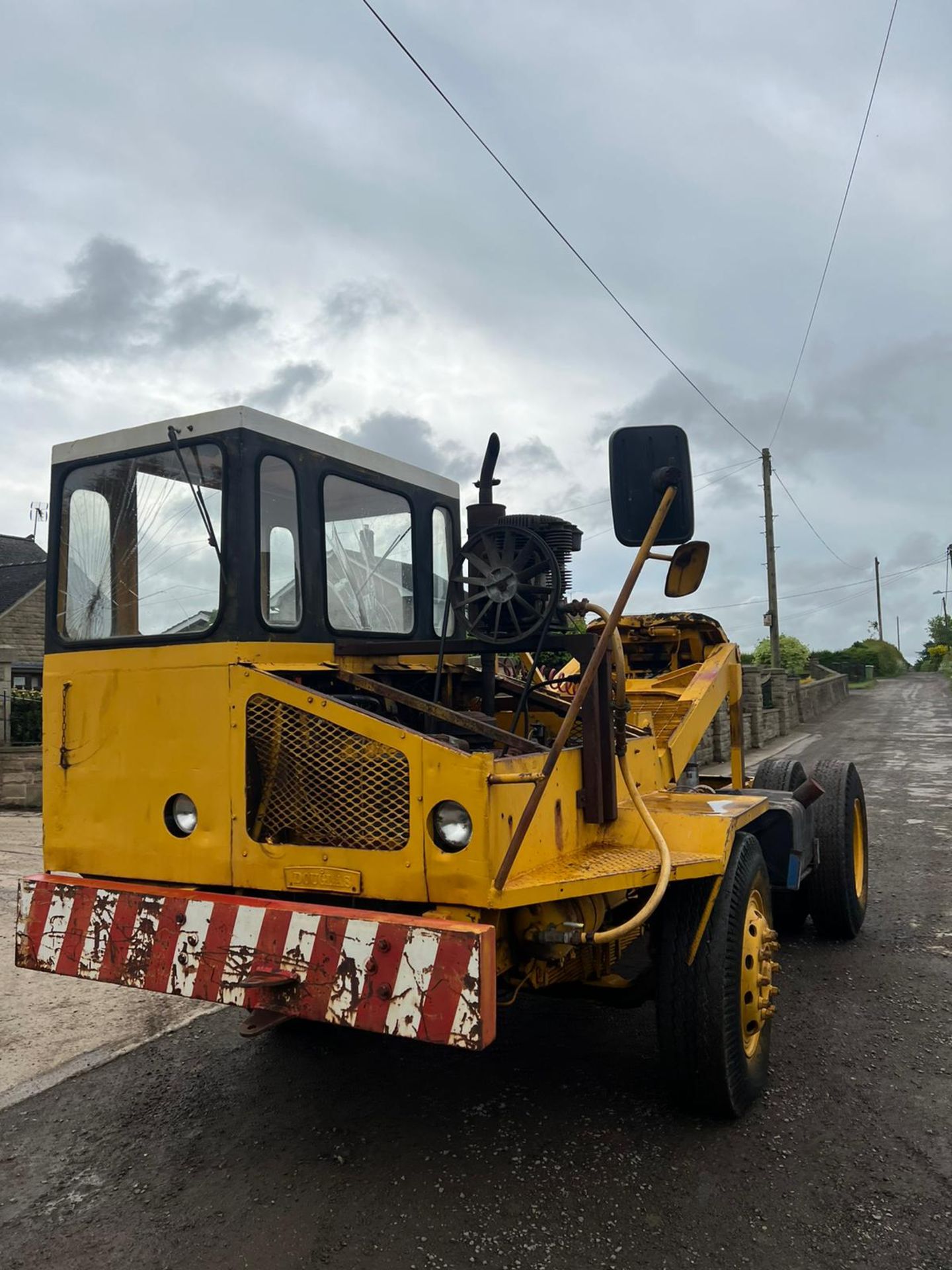 LORRY TUG TRAILER MOVER, RUNS WORKS AND LIFTS *PLUS VAT* - Image 2 of 9