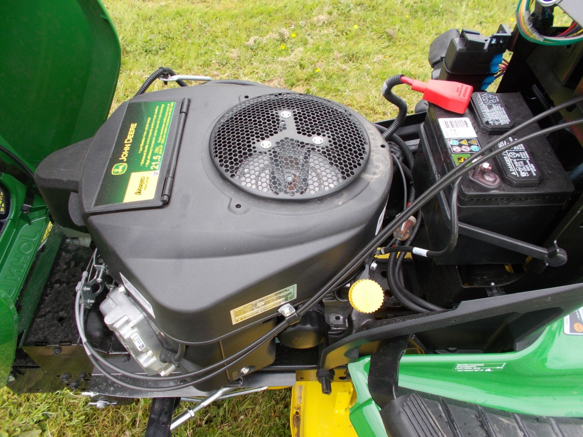 2022 JOHN DEERE X350 RIDE ON MOWER, BRAND NEW *PLUS VAT* - Image 15 of 16