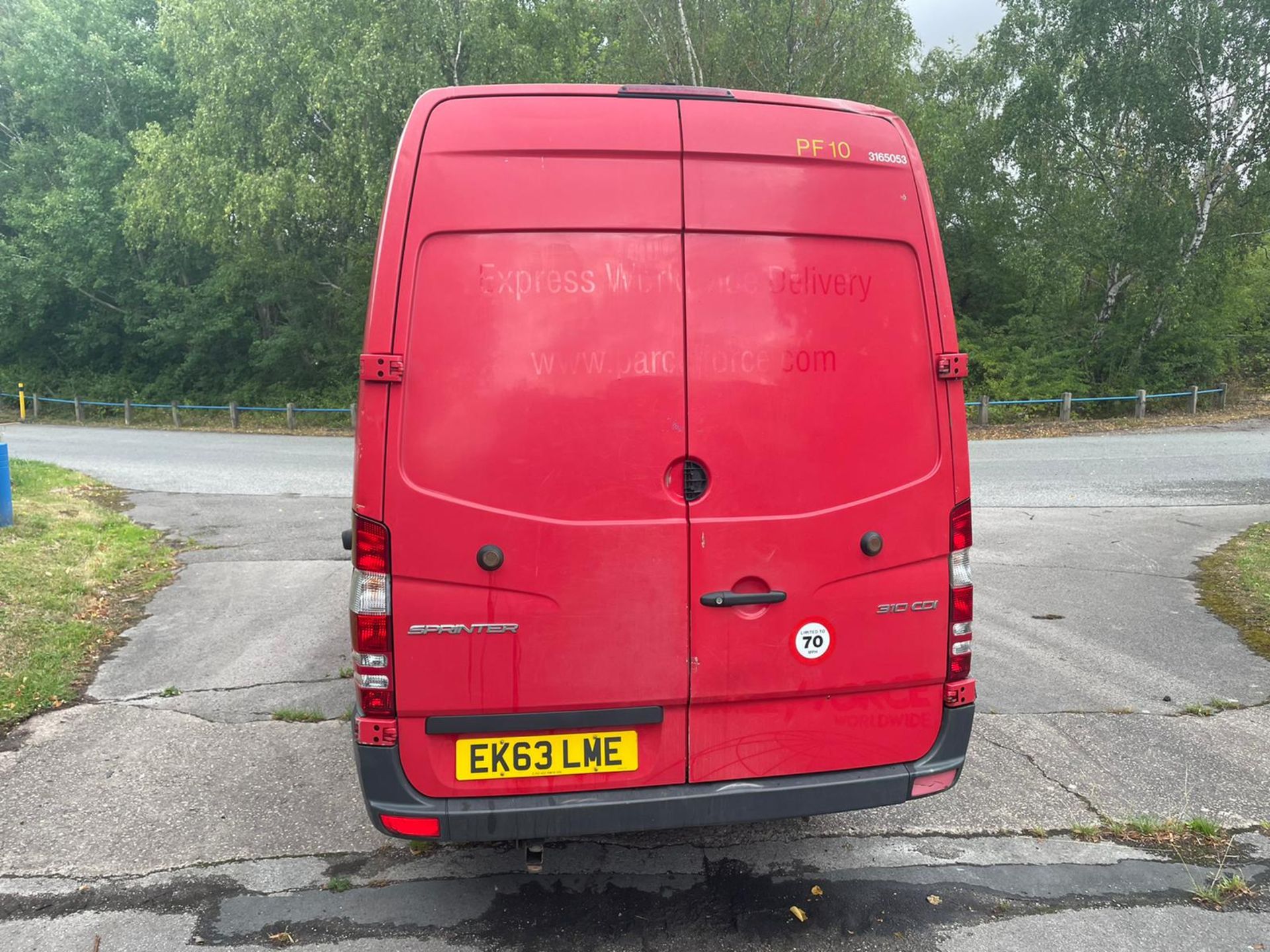 2013/63 MERCEDES-BENZ SPRINTER 310 CDI RED PANEL VAN *NO VAT* - Image 10 of 20