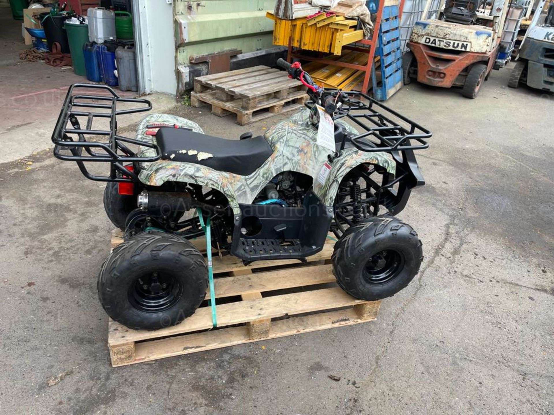 BRAND NEW 125cc QUAD BIKE, 2016, HAS BEEN TAKEN OUT OF THE BOX FOR PDI AND TESTING *NO VAT* - Image 3 of 5