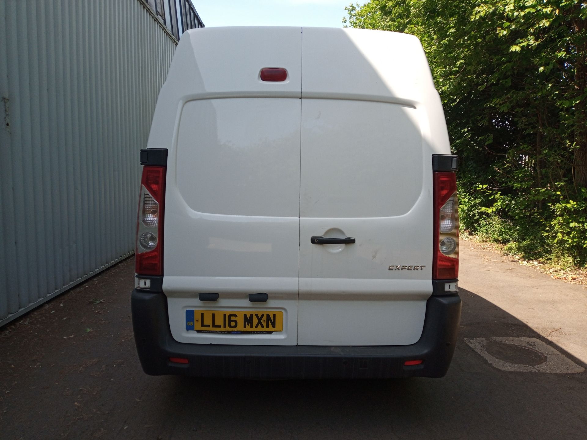 PEUGEOT EXPERT 1200 L2H2 HDI WHITE PANEL VAN *PLUS VAT* - Image 6 of 24