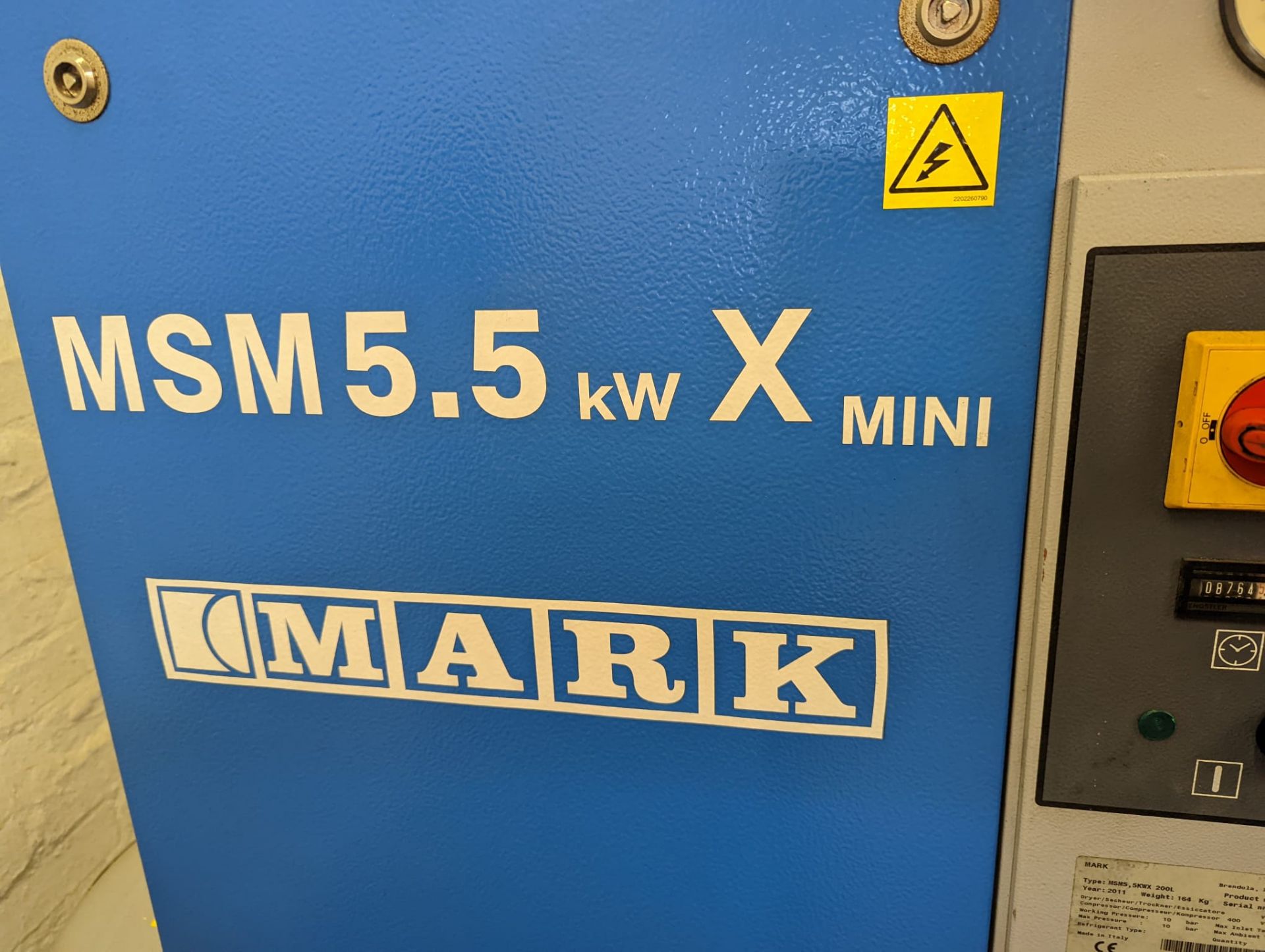 Mark MSM 3ph SCREW COMPRESSOR 200L TANK *NO VAT* - Image 2 of 3