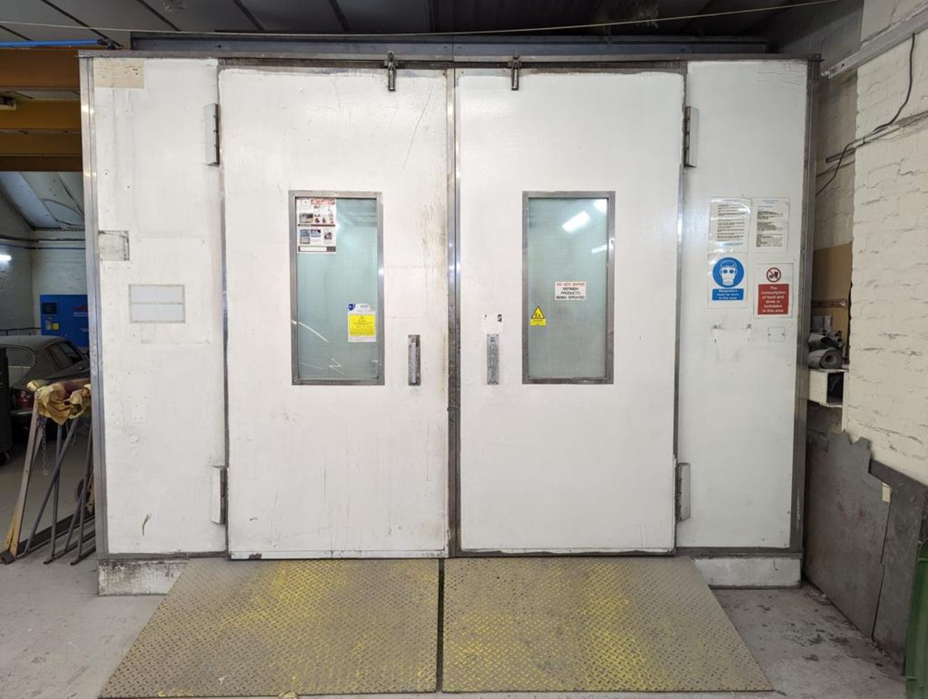 RETIREMENT SALE - SPRAY BOOTH, PAINT SHOP EQUIPMENT AND JAGUAR V12, NEW COMPRESSOR, MIG WELDER, AIR CON! Ending Tuesday 26th July 2022 From 2pm