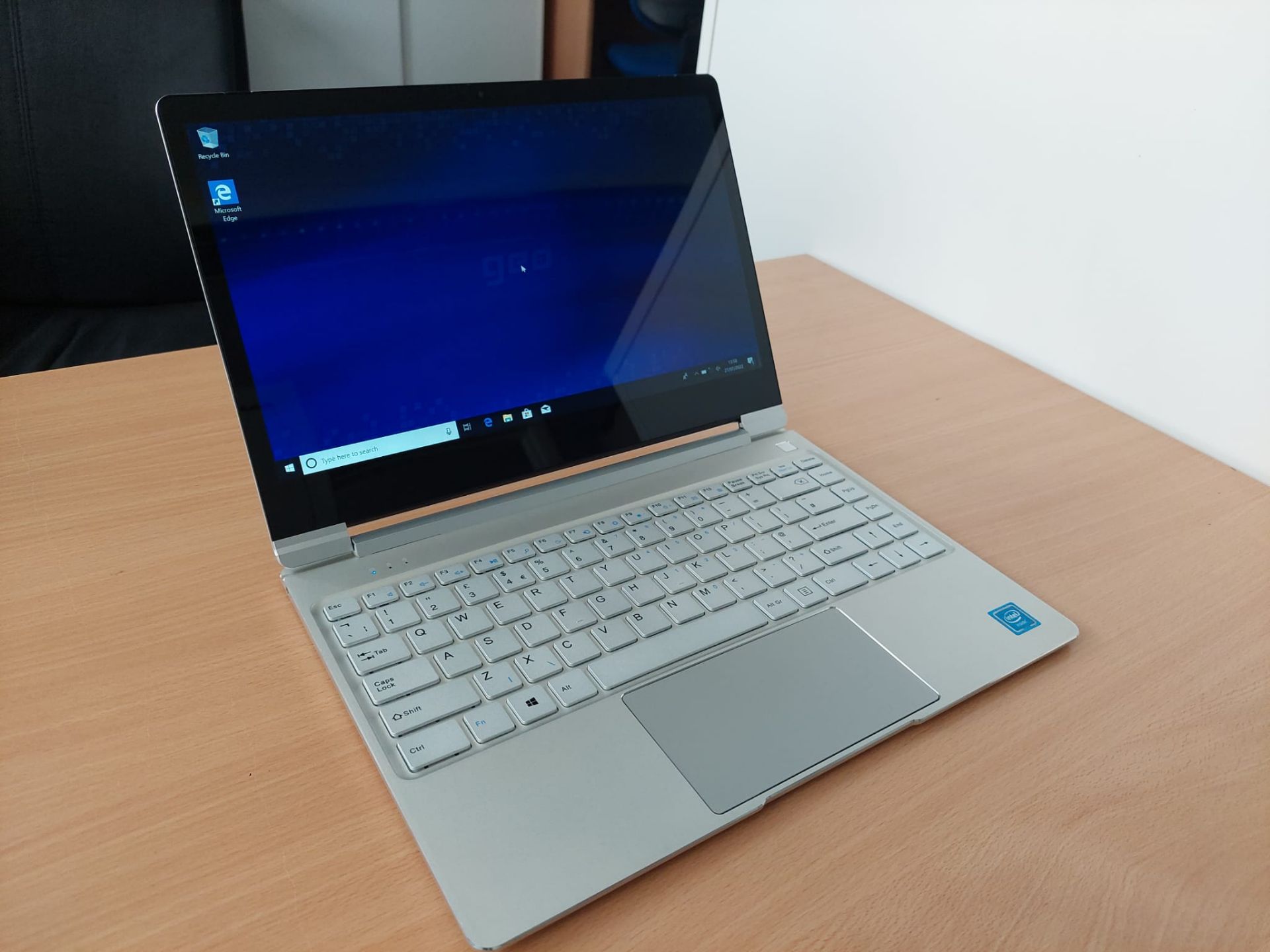 Geobook3X Silver Laptop w/ Intel Pentium N4200 CPU *NO VAT*