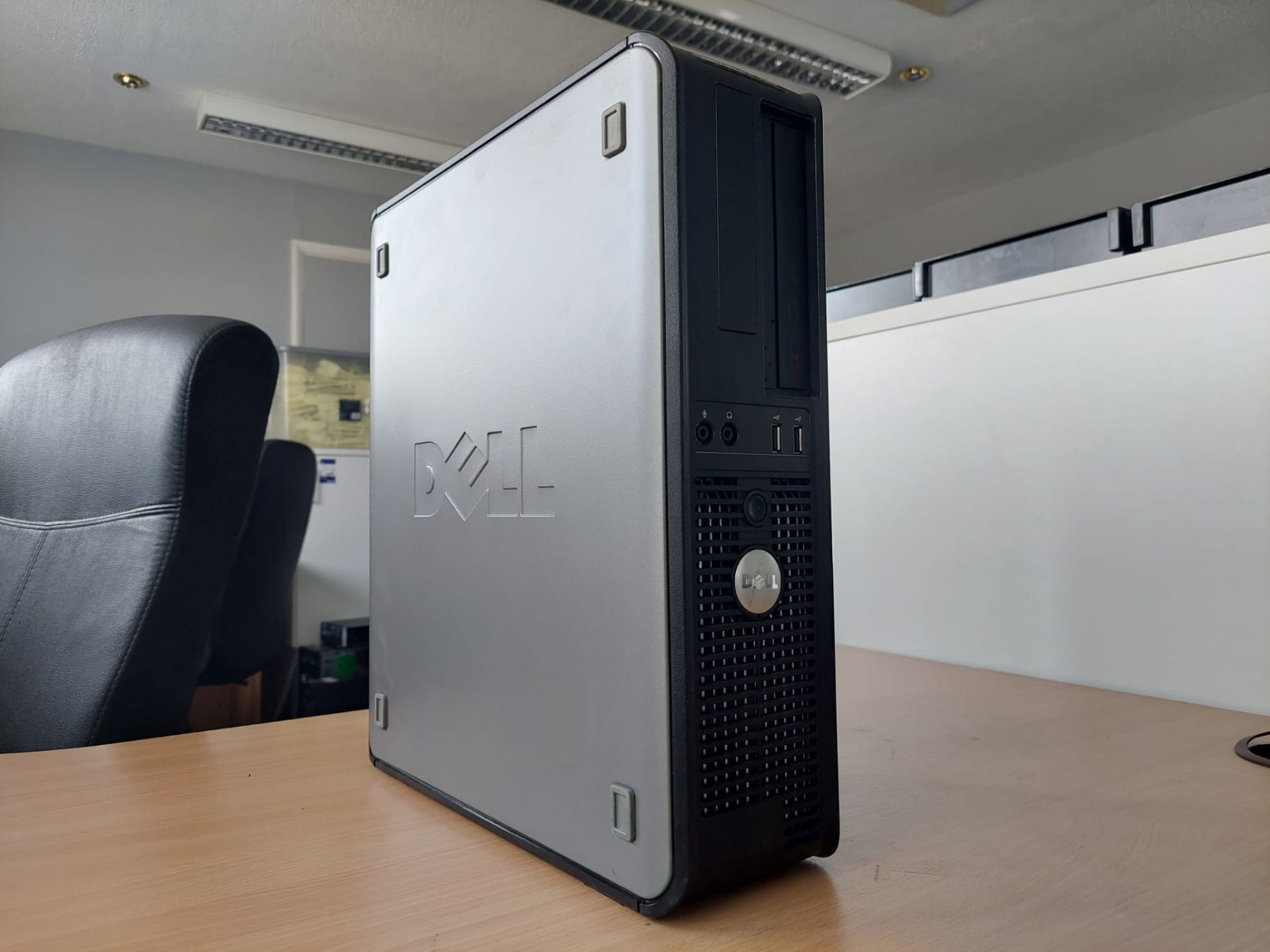 Dell Optiplex 780 Desktop PC w/ Intel Core 2 Quad Q6600 *NO VAT*