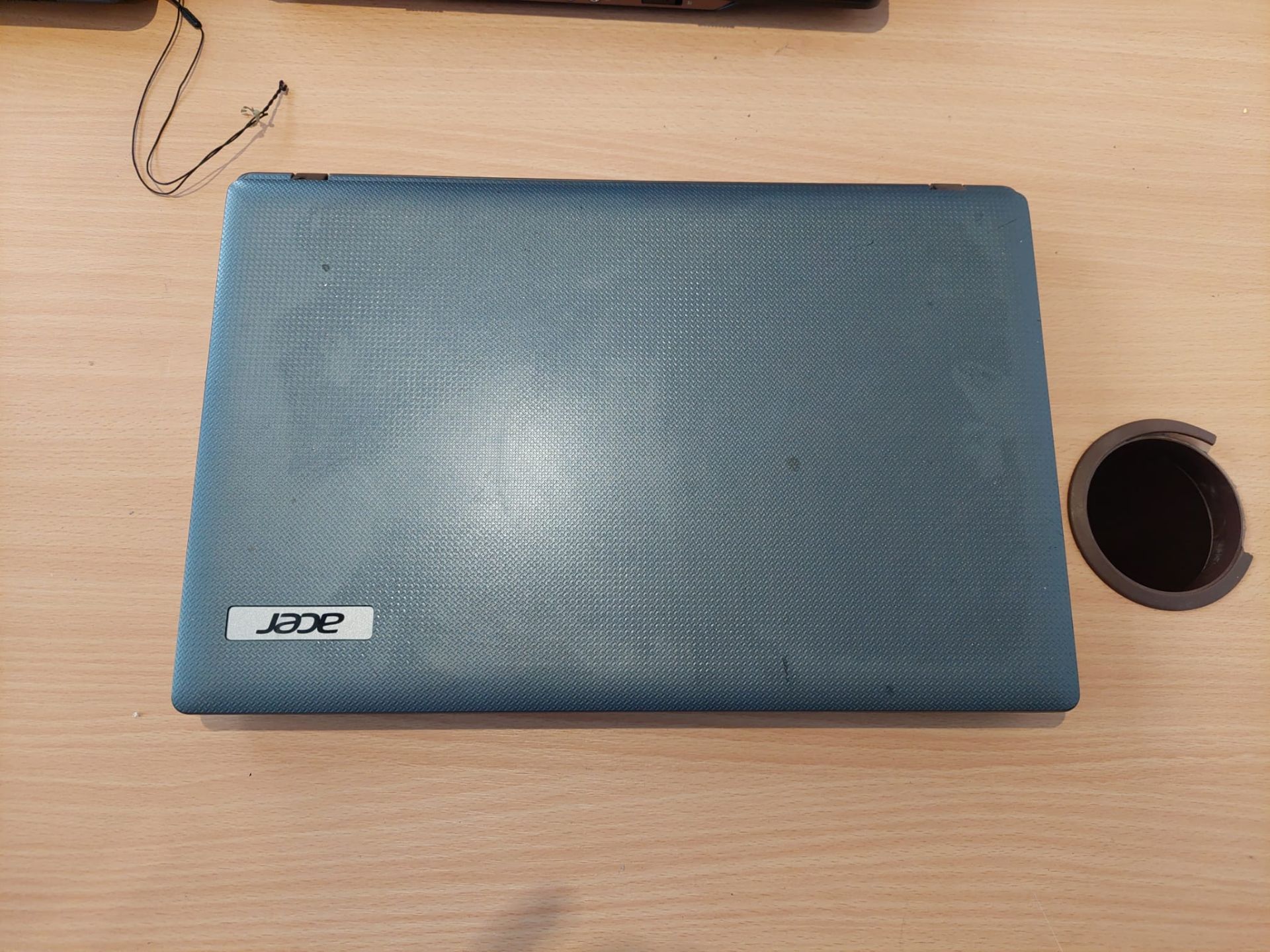 4x Broken Laptops, Varying Manufacturers and Faults, No Reserve *NO VAT* - Image 6 of 9