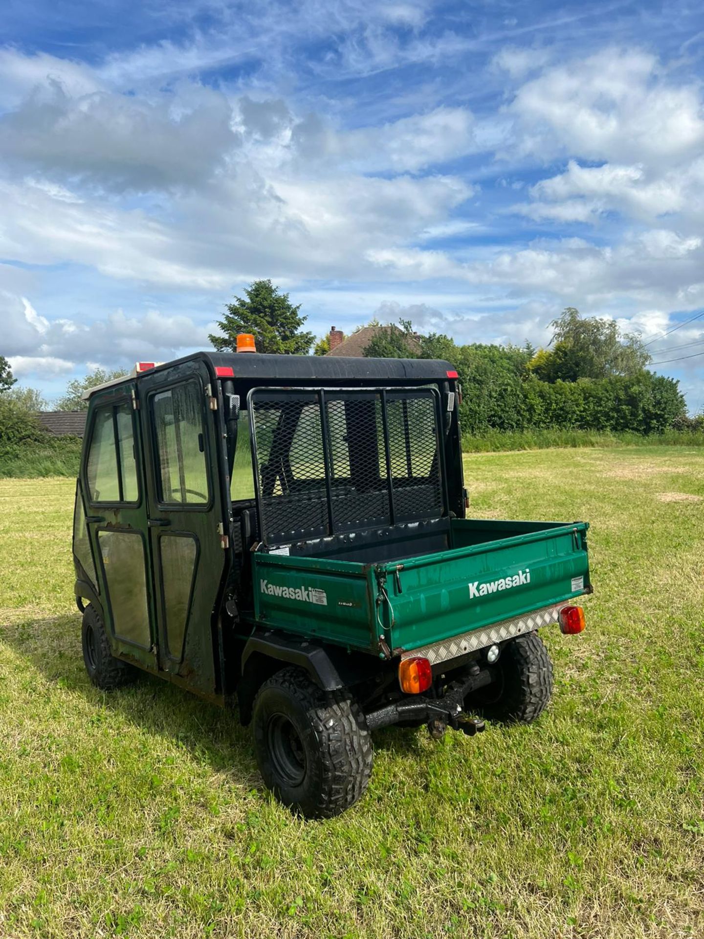 KAWASAKI 3010 DIESEL MULE 4 SEATER 4 WHEEL DRIVE *PLUS VAT* - Image 4 of 7