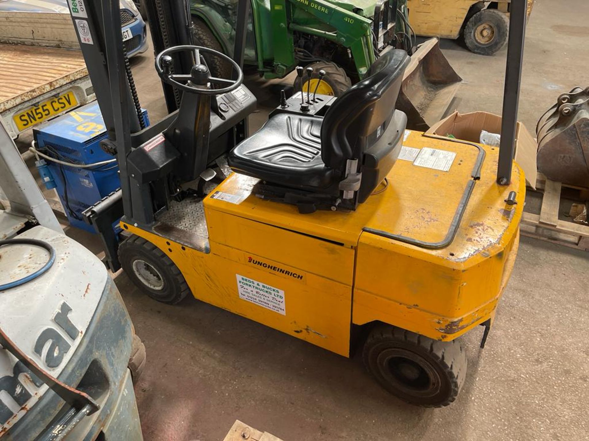 JUNGHEINRICH BOSS KE18 ELECTRIC FORKLIFT *PLUS VAT* - Image 4 of 9