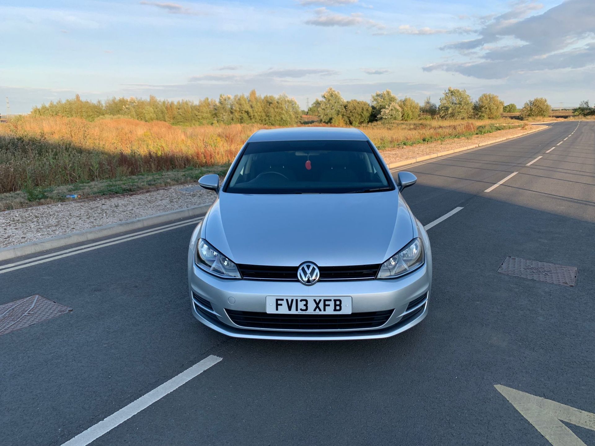 2013 VOLKSWAGEN GOLF S BLUEMOTION TECHN-GY TSI SILVER HATCHBACK *NO VAT* - Image 2 of 12