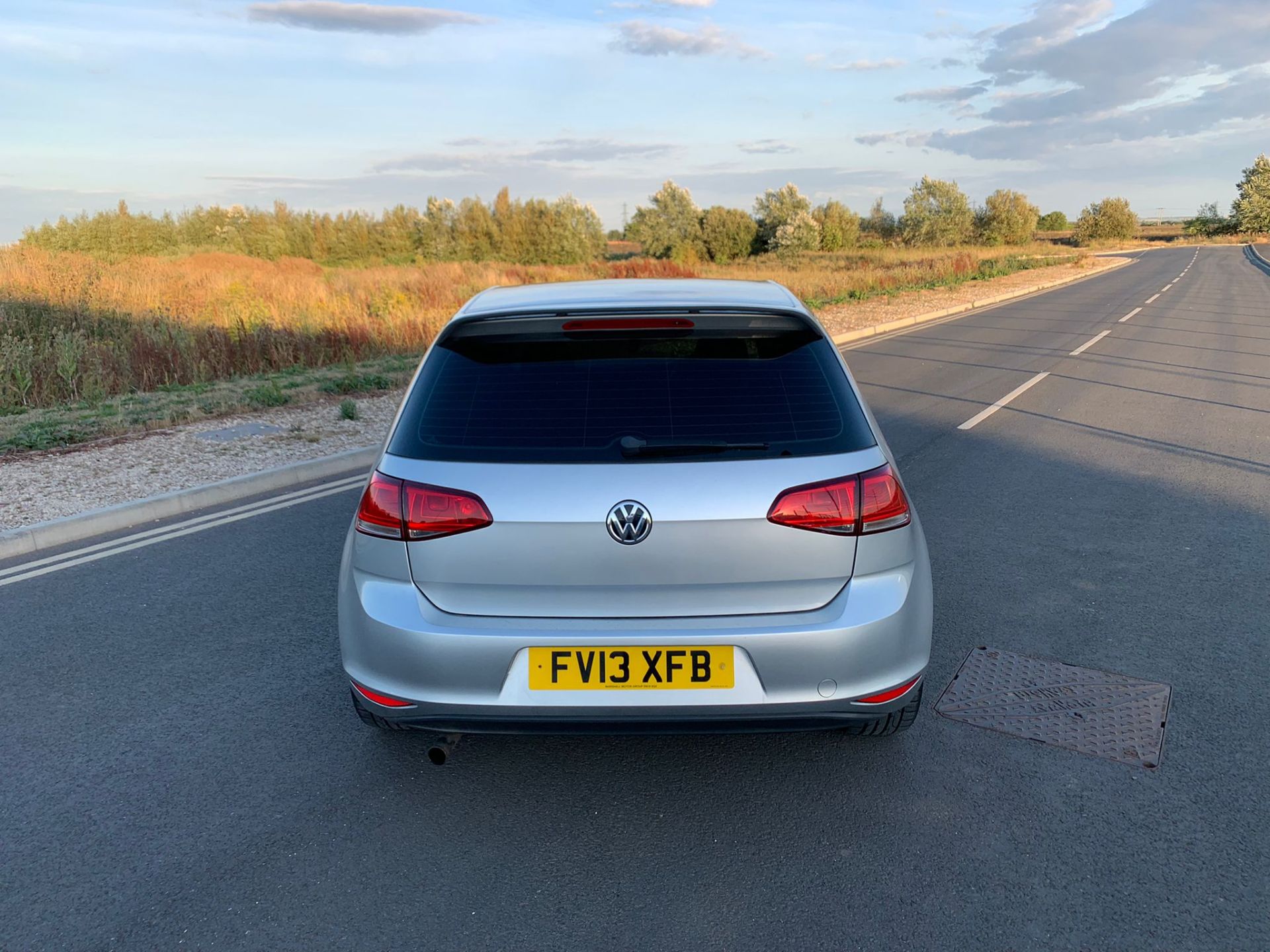 2013 VOLKSWAGEN GOLF S BLUEMOTION TECHN-GY TSI SILVER HATCHBACK *NO VAT* - Image 5 of 12