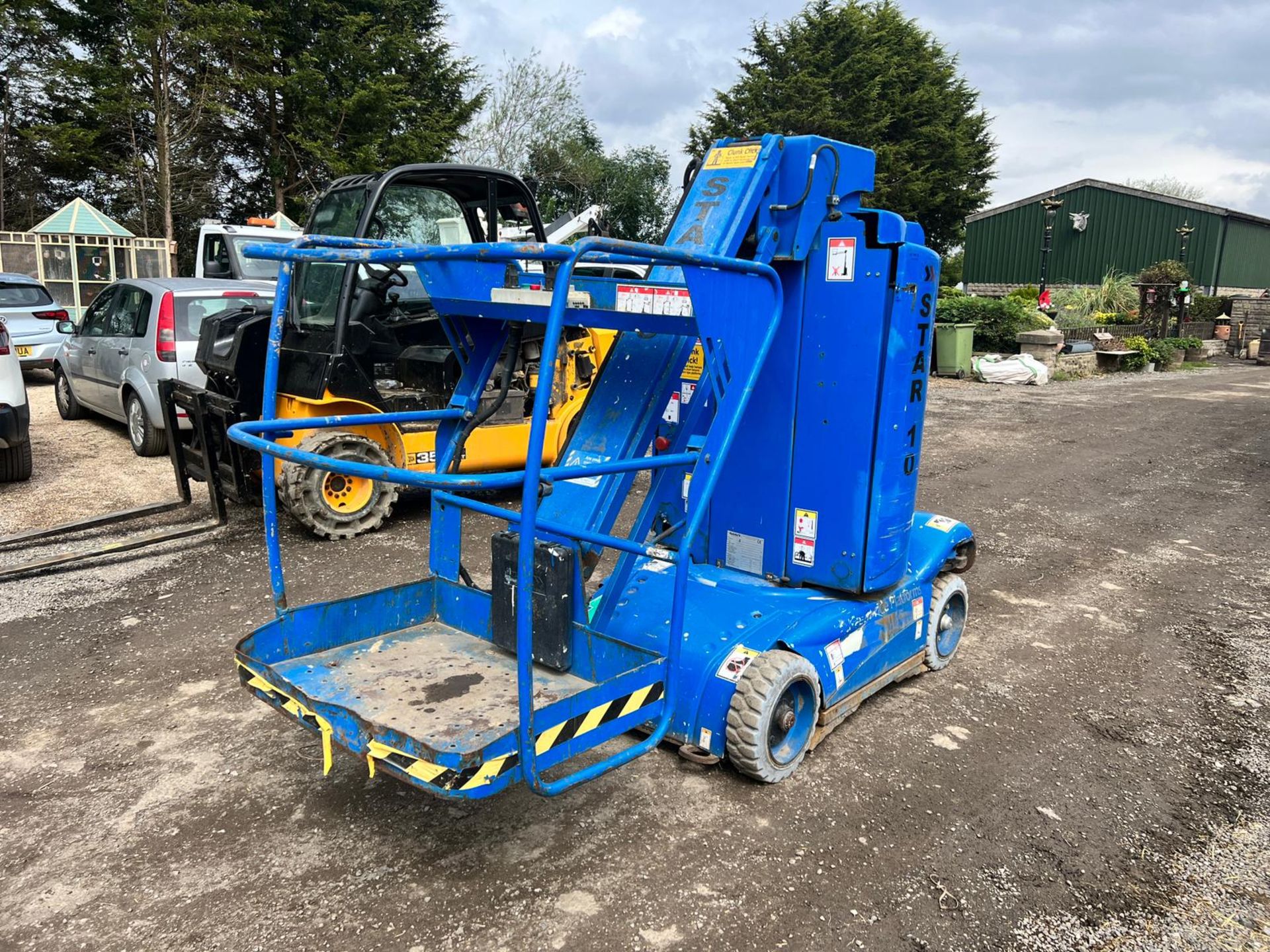 2012 HAULOTTE STAR 10 ELECTRIC BOOM LIFT, DRIVES AND LIFTS *PLUS VAT* - Image 4 of 9