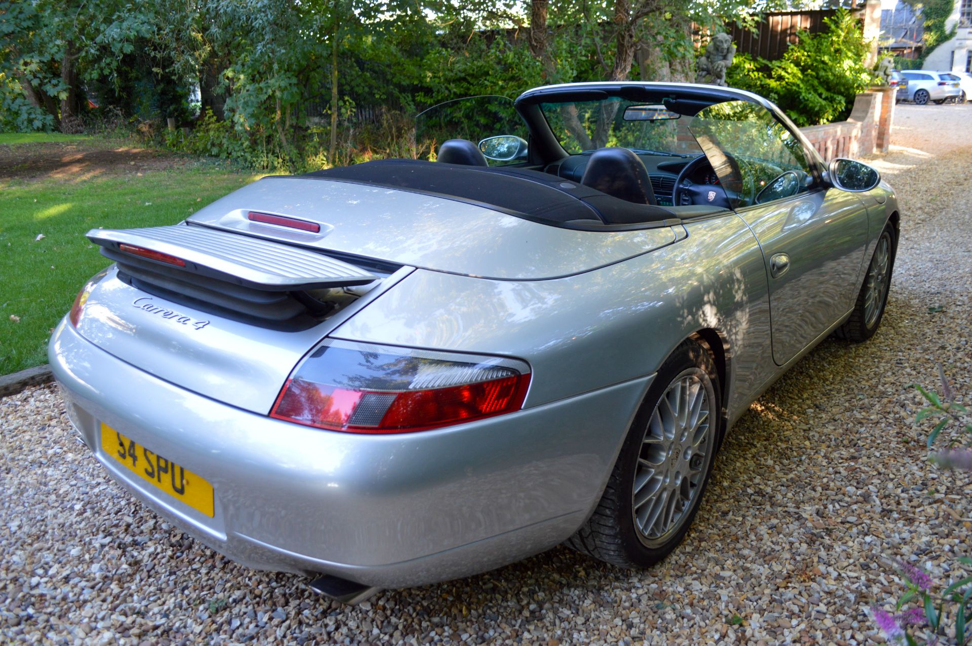 1999 PORSCHE 911 CARRERA 4 3.6 TIPTRONIC S SILVER CONVERTIBLE *NO VAT* - Image 28 of 52