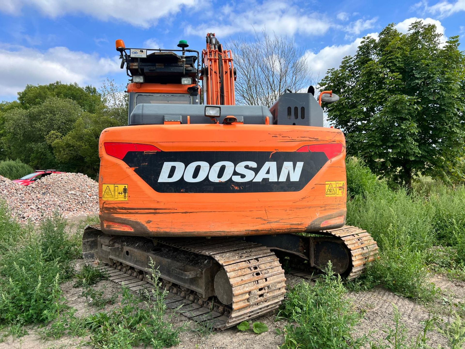 2015 Doosan DX140LC 14 Tonne Excavator With Geith Hydraulic Tilt Quick Hitch *PLUS VAT* - Image 3 of 28