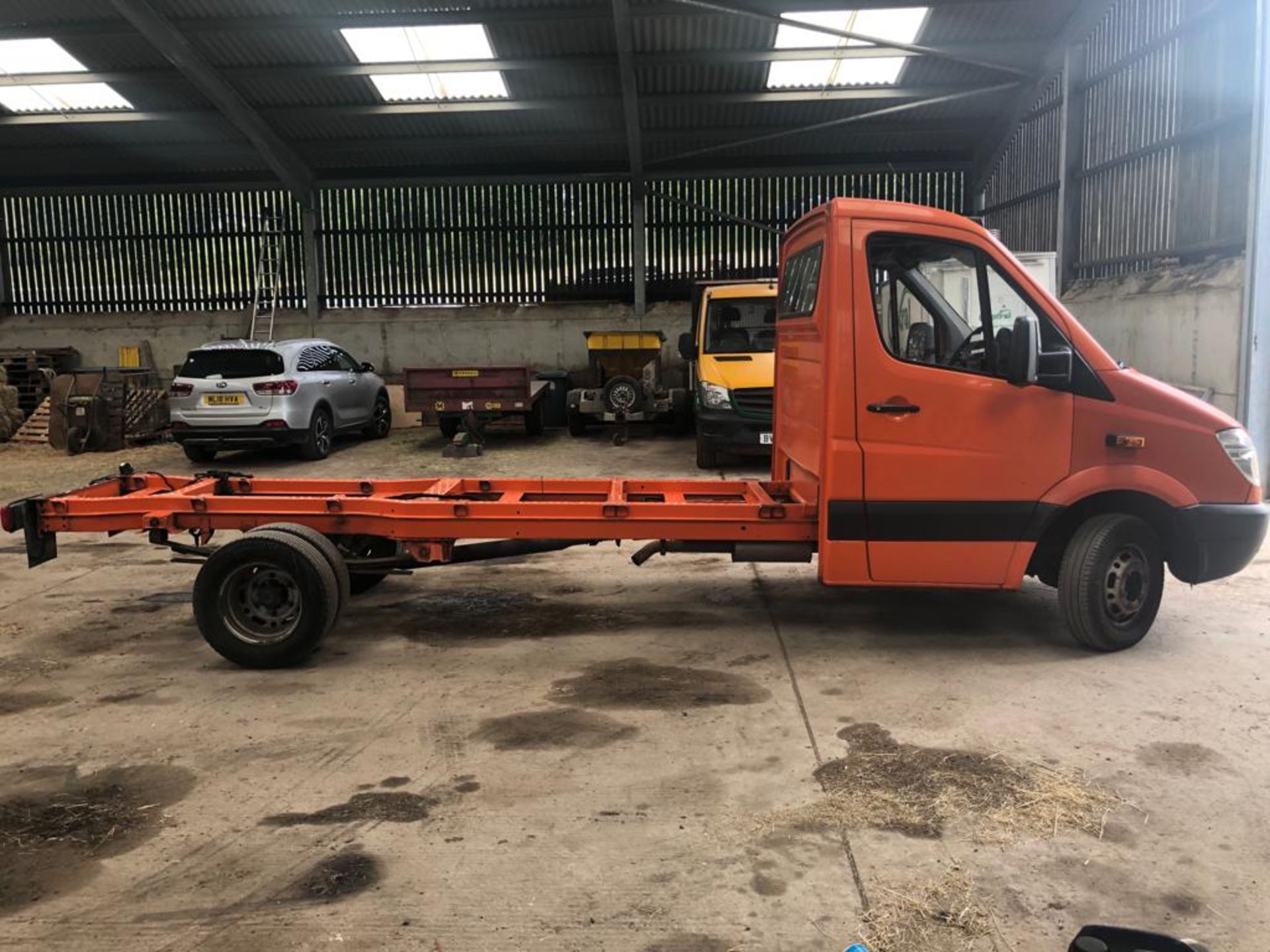 2011/61 MERCEDES-BENZ SPRINTER 513 CDI ORANGE LWD CHASSIS CAB, 185,557 MILES *PLUS VAT* - Image 4 of 13