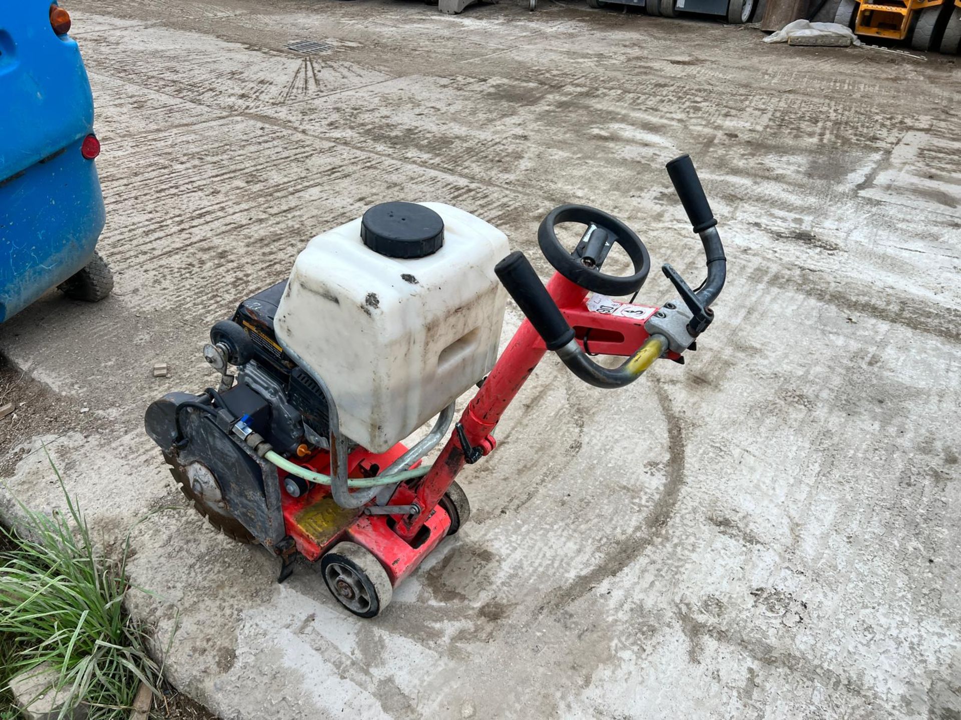 2014 Husqvarna FS305 350mm Petrol Floor Saw With Blade, Runs And Works, Water Tank *PLUS VAT* - Image 3 of 10