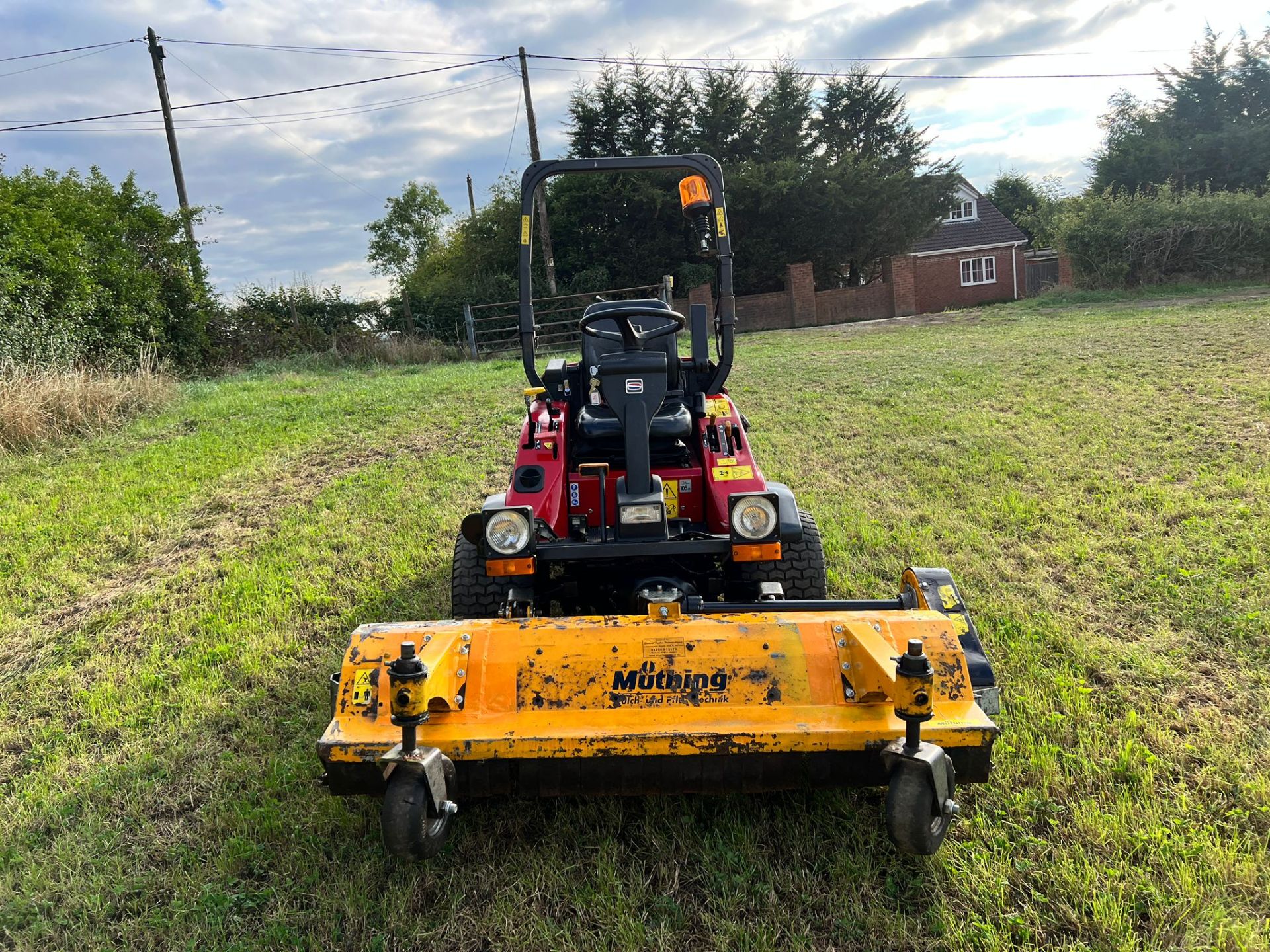 2014 Shibaura CM374 4WD Outfront Ride On Mower *PLUS VAT* - Image 3 of 18