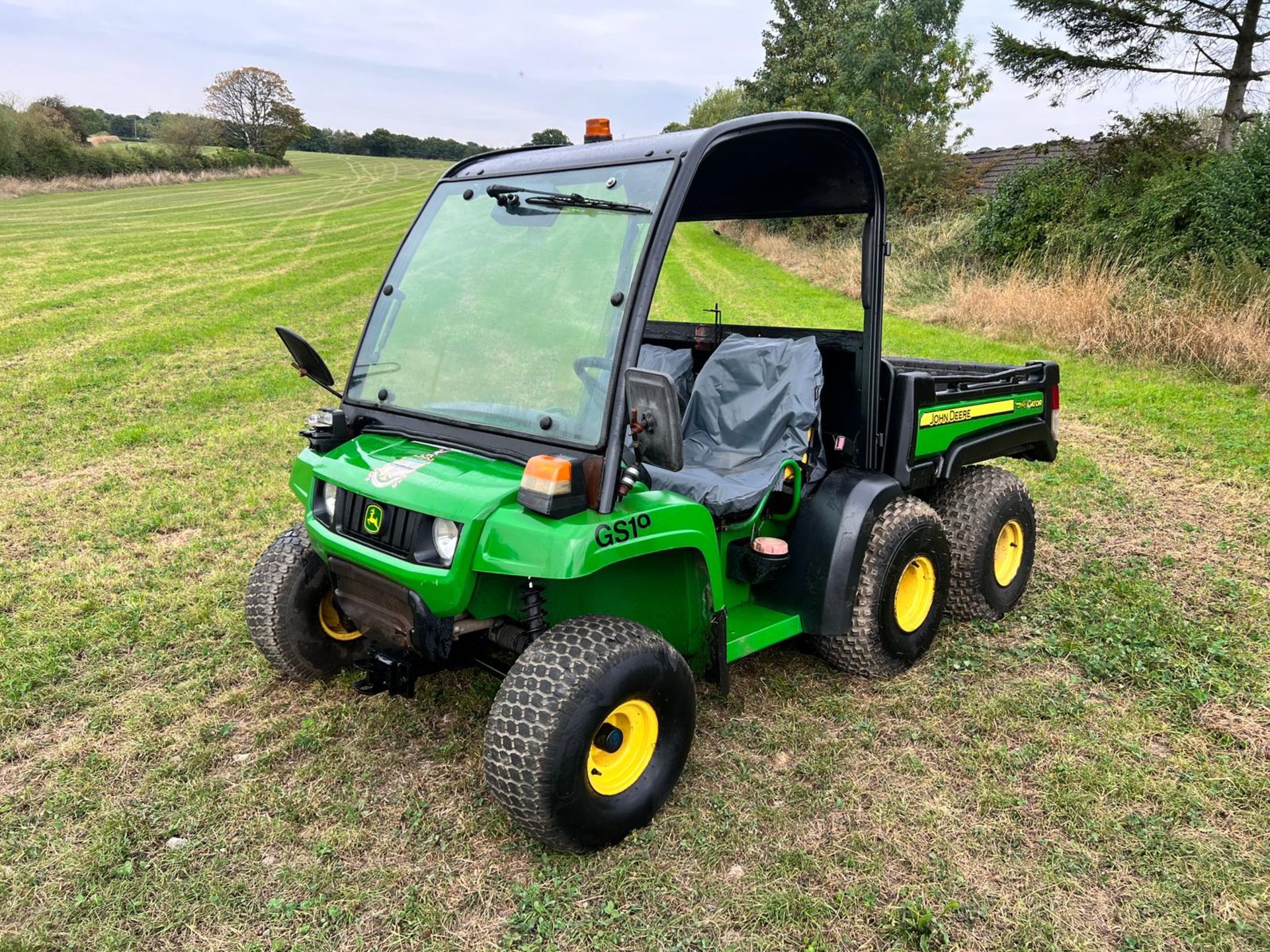 2009/59 John Deere TH6x4 Diesel Gator, Runs And Drives, Showing A Low 1742 Hours *PLUS VAT* - Image 3 of 17