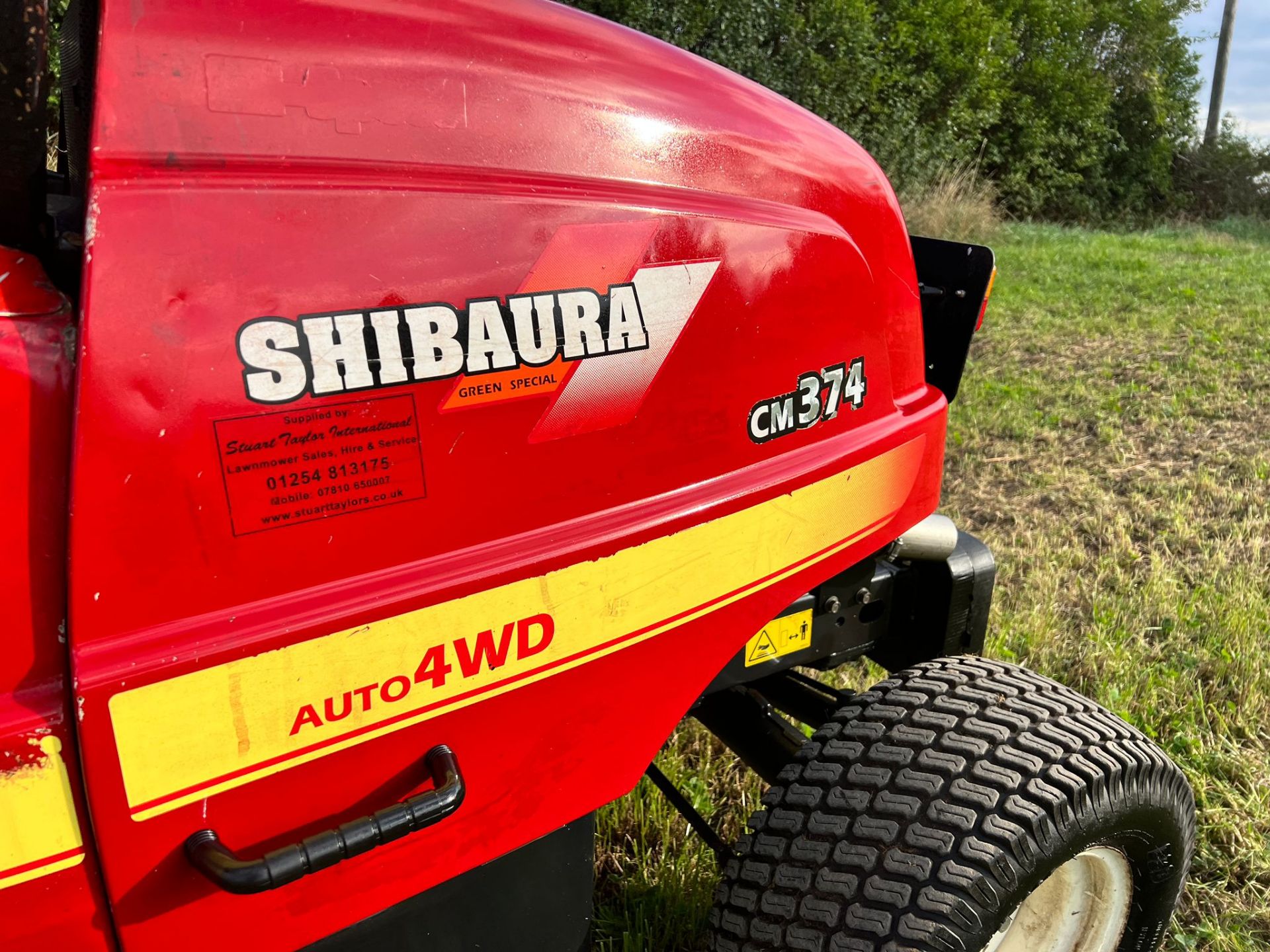 2014 Shibaura CM374 4WD Outfront Ride On Mower *PLUS VAT* - Image 9 of 18