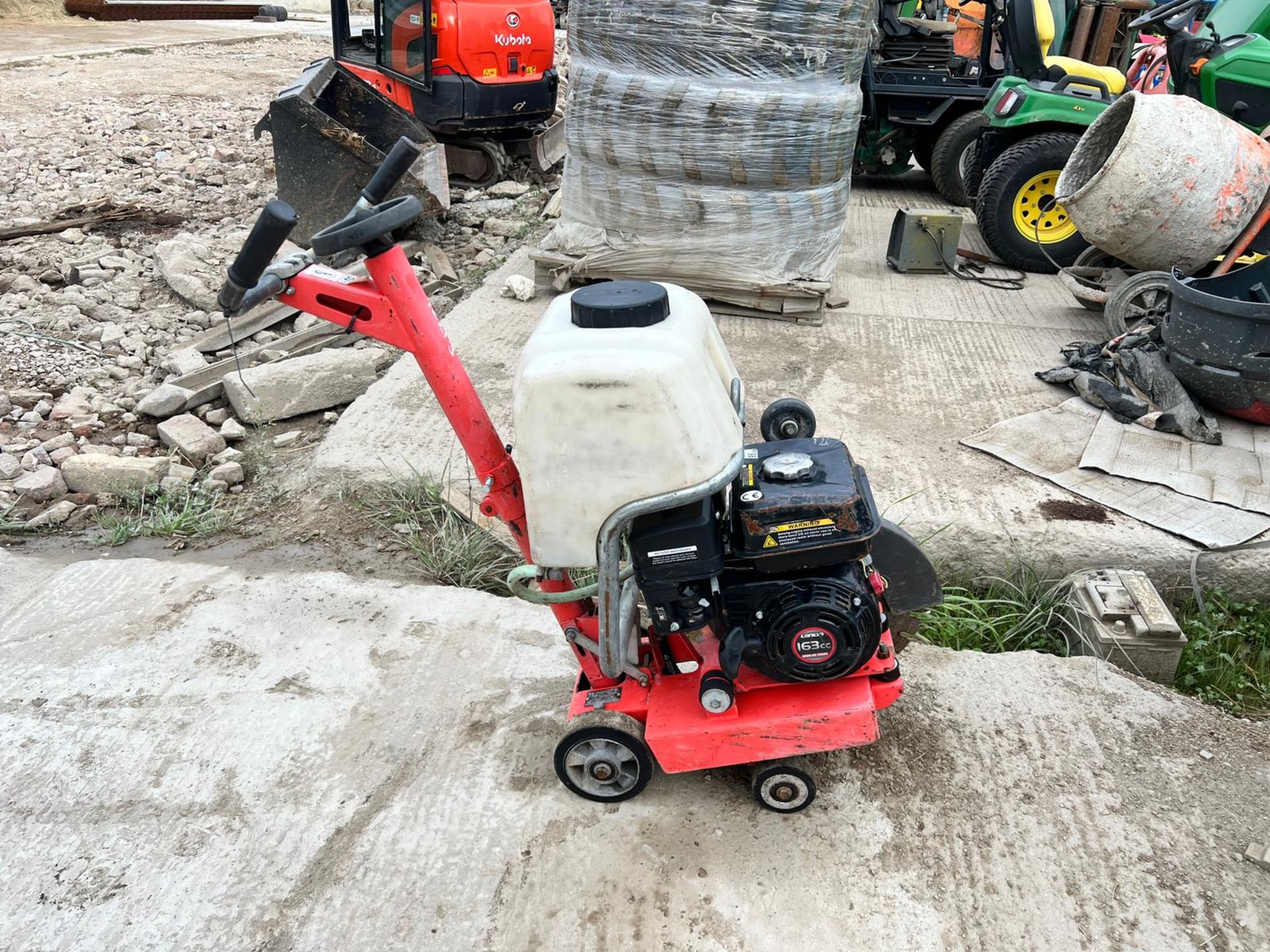 2014 Husqvarna FS305 350mm Petrol Floor Saw With Blade, Runs And Works, Water Tank *PLUS VAT*