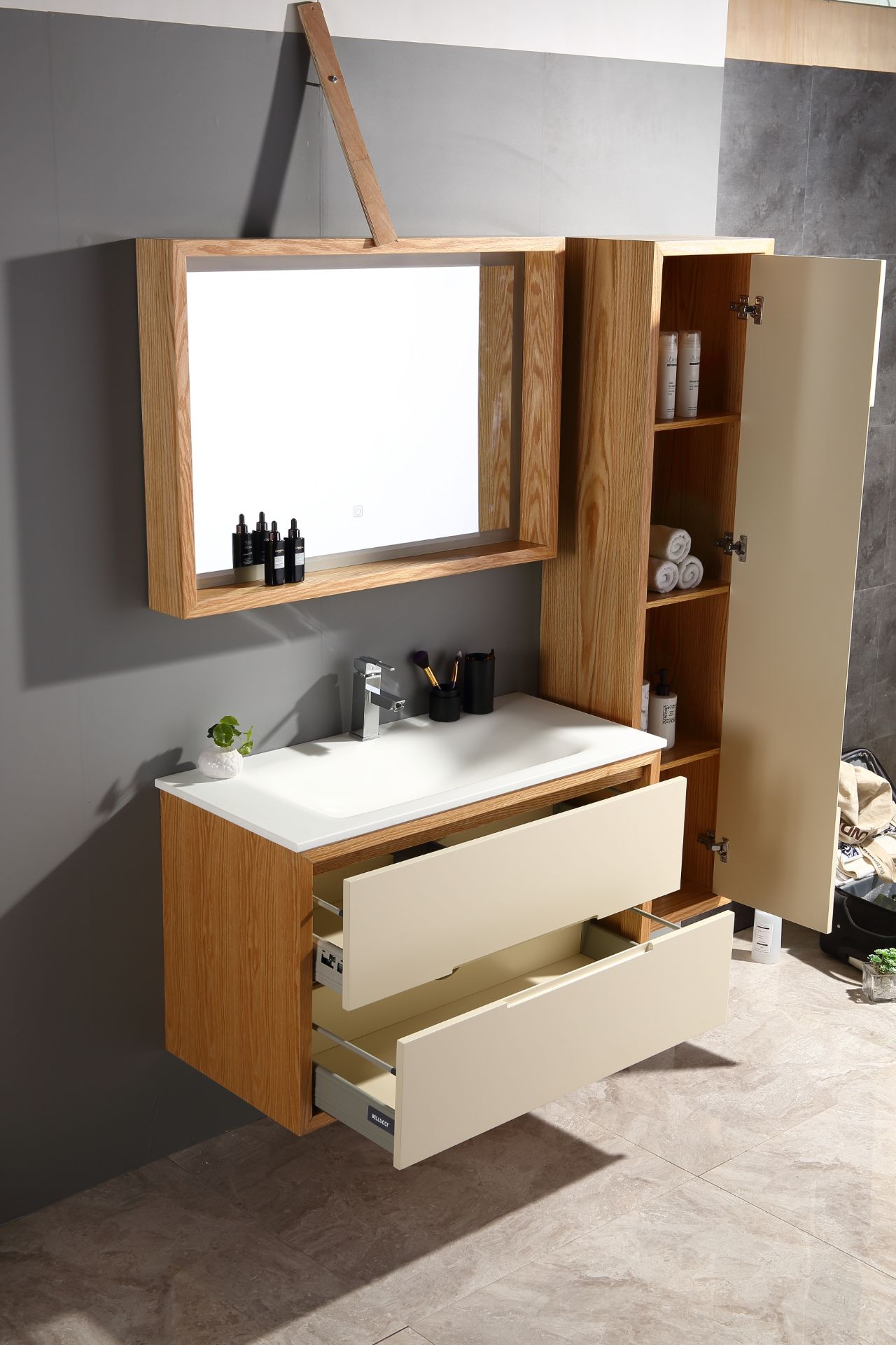 BRAND NEW Complete Vanity Unit Set in Beige with fixtures and fittings RRP £799.99 *NO VAT*