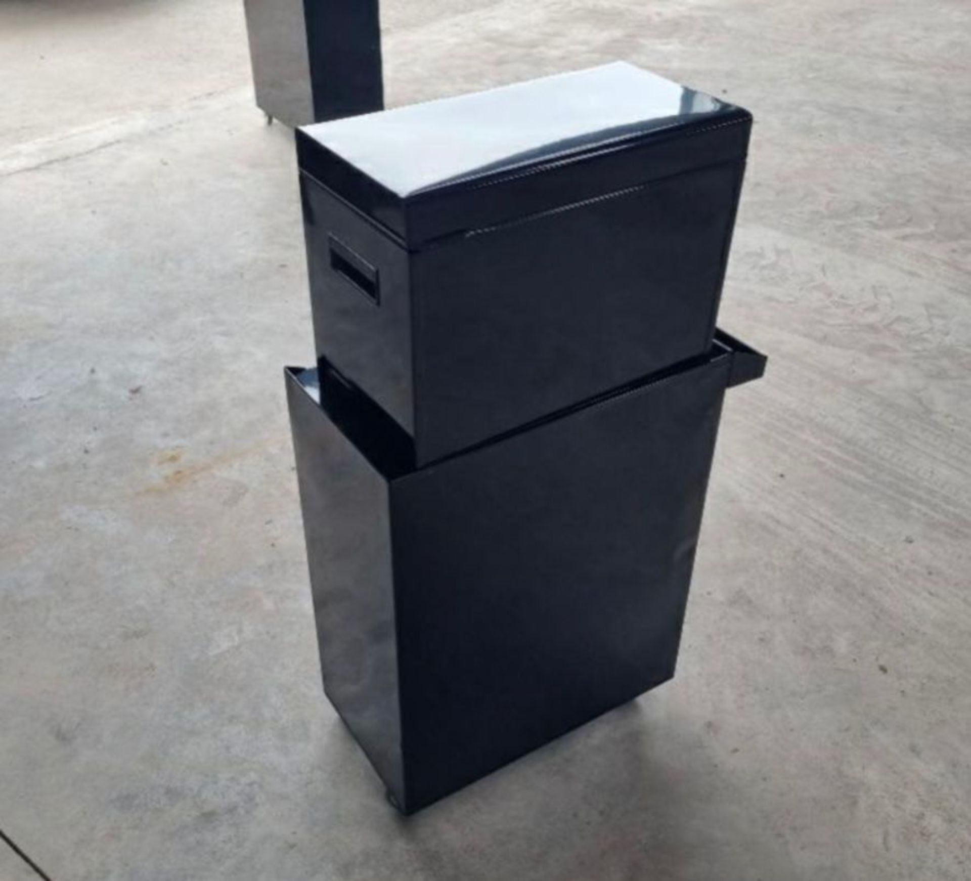 New And Unused Black Rolling Toolbox And Top 4 Draw Cabinet *PLUS VAT* - Bild 4 aus 7