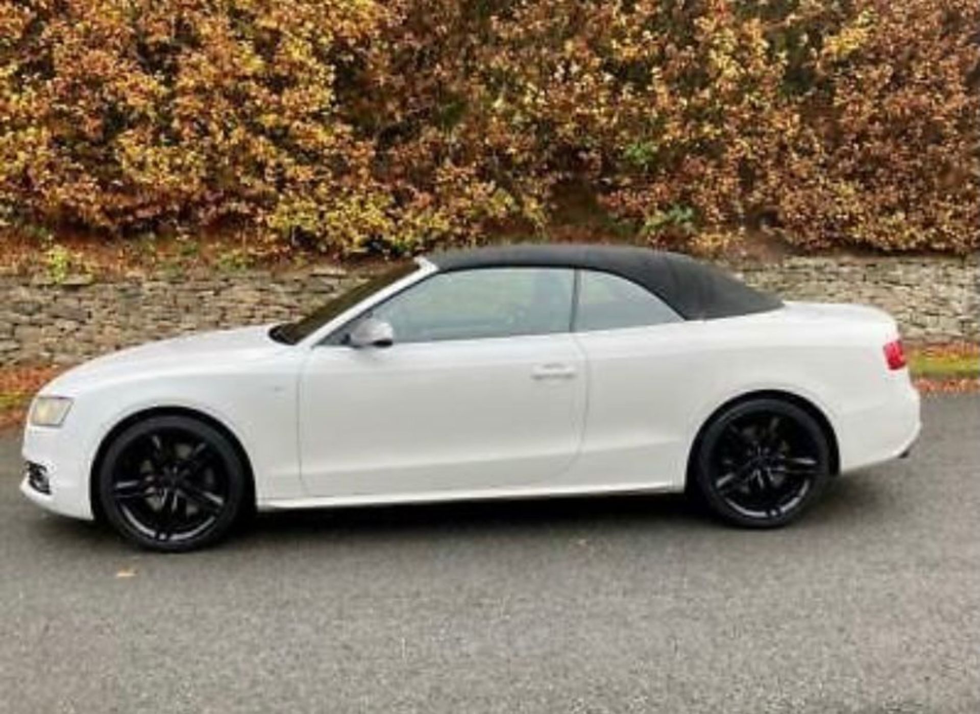 2010 AUDI S5 V6T QUATTRO AUTO WHITE CONVERTIBLE - PARKING SENSORS - SAT NAV - 2 KEYS *NO VAT* - Image 7 of 11