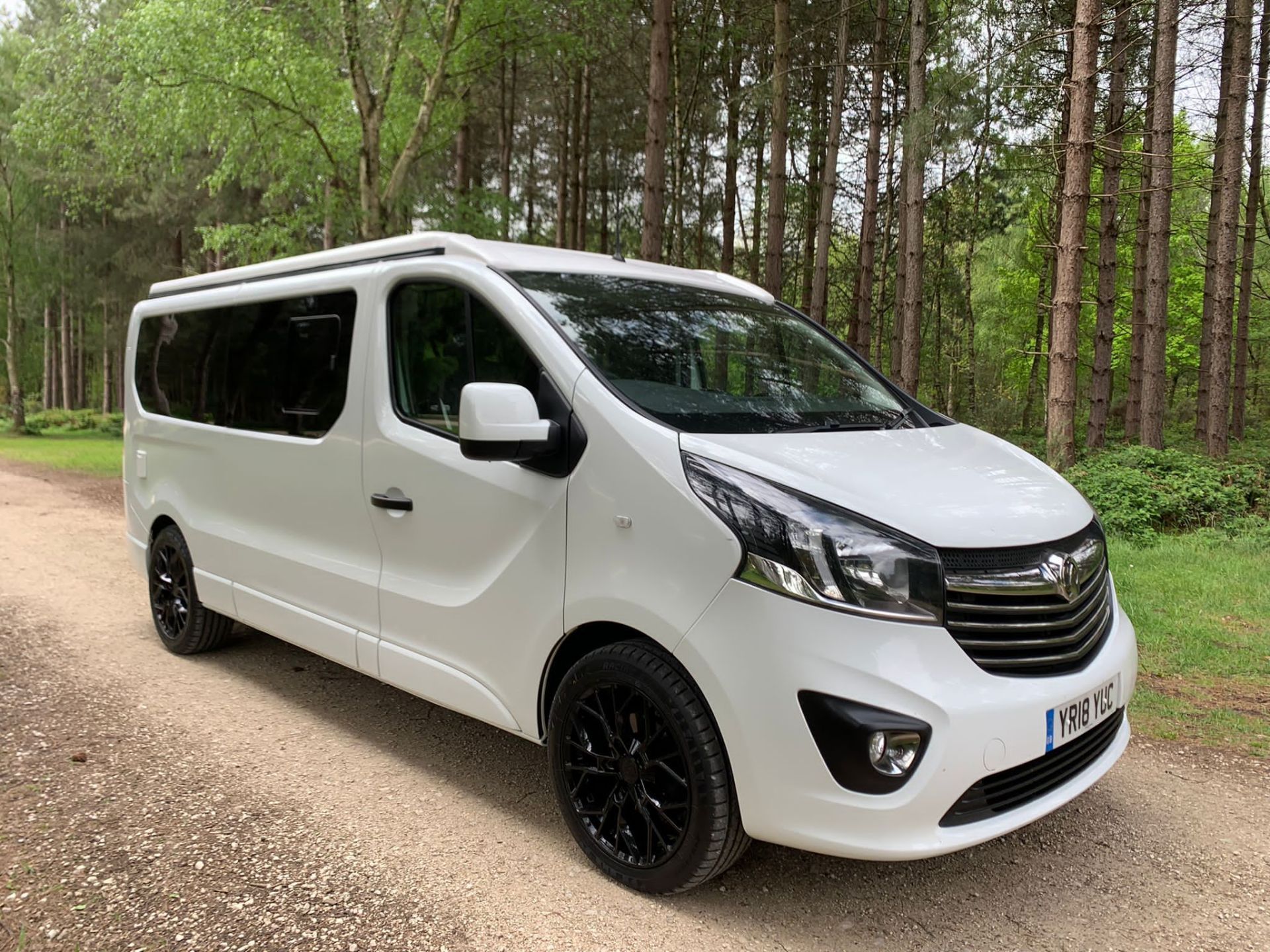 VAUXHALL VIVARO 2900 SPORTIVE CDTI, WHITE PANEL VAN, 118 BHP, 14,979 miles, full service*NO VAT*