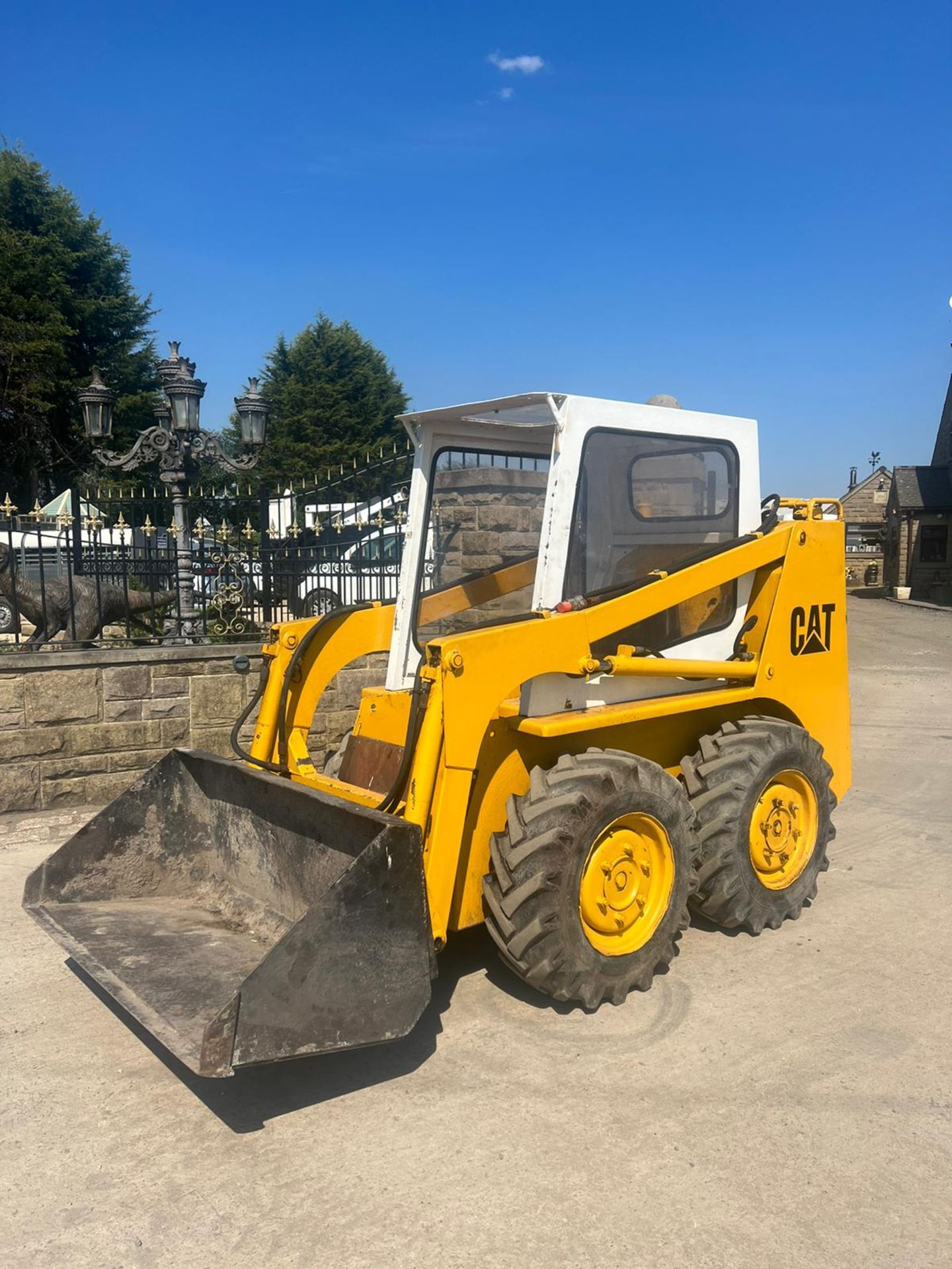 SKID STEER LOADER 4 WHEEL DRIVE *PLUS VAT*