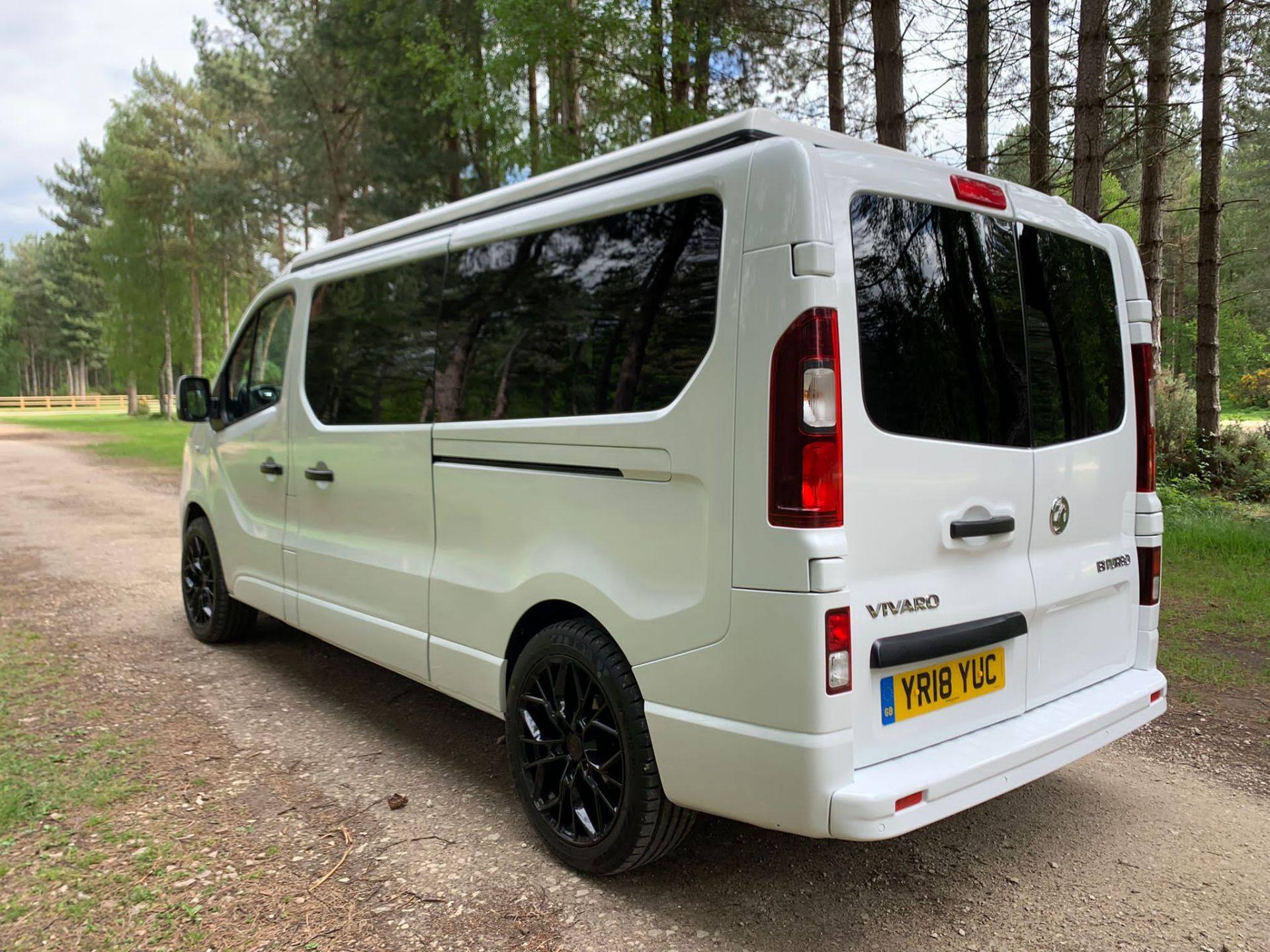 VAUXHALL VIVARO 2900 SPORTIVE CDTI, WHITE PANEL VAN, 118 BHP, 14,979 miles, full service*NO VAT* - Image 7 of 45