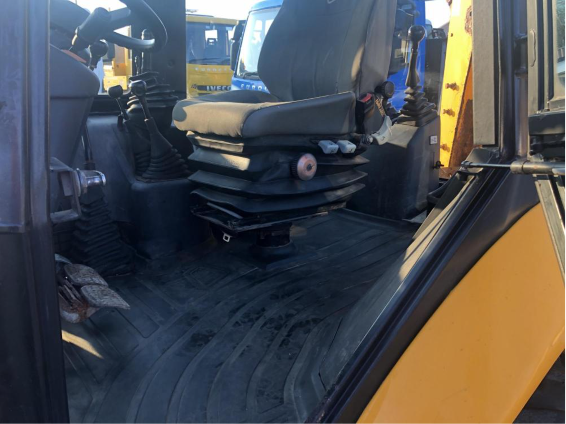 2010 60 plate Jcb 2cx digger, 4 wheel steering back actor good work order *PLUS VAT* - Image 12 of 13