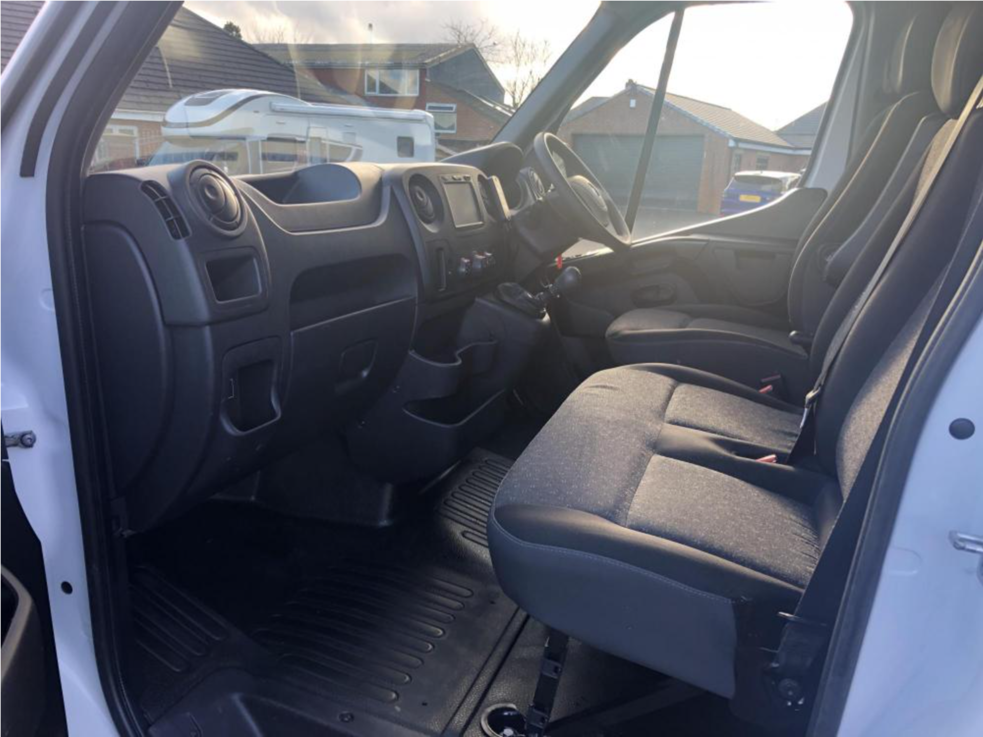 2019 Vauxhall movano 140 bhp bi turbo long and high crew van, euro 6, 120.000 miles *PLUS VAT* - Image 11 of 17