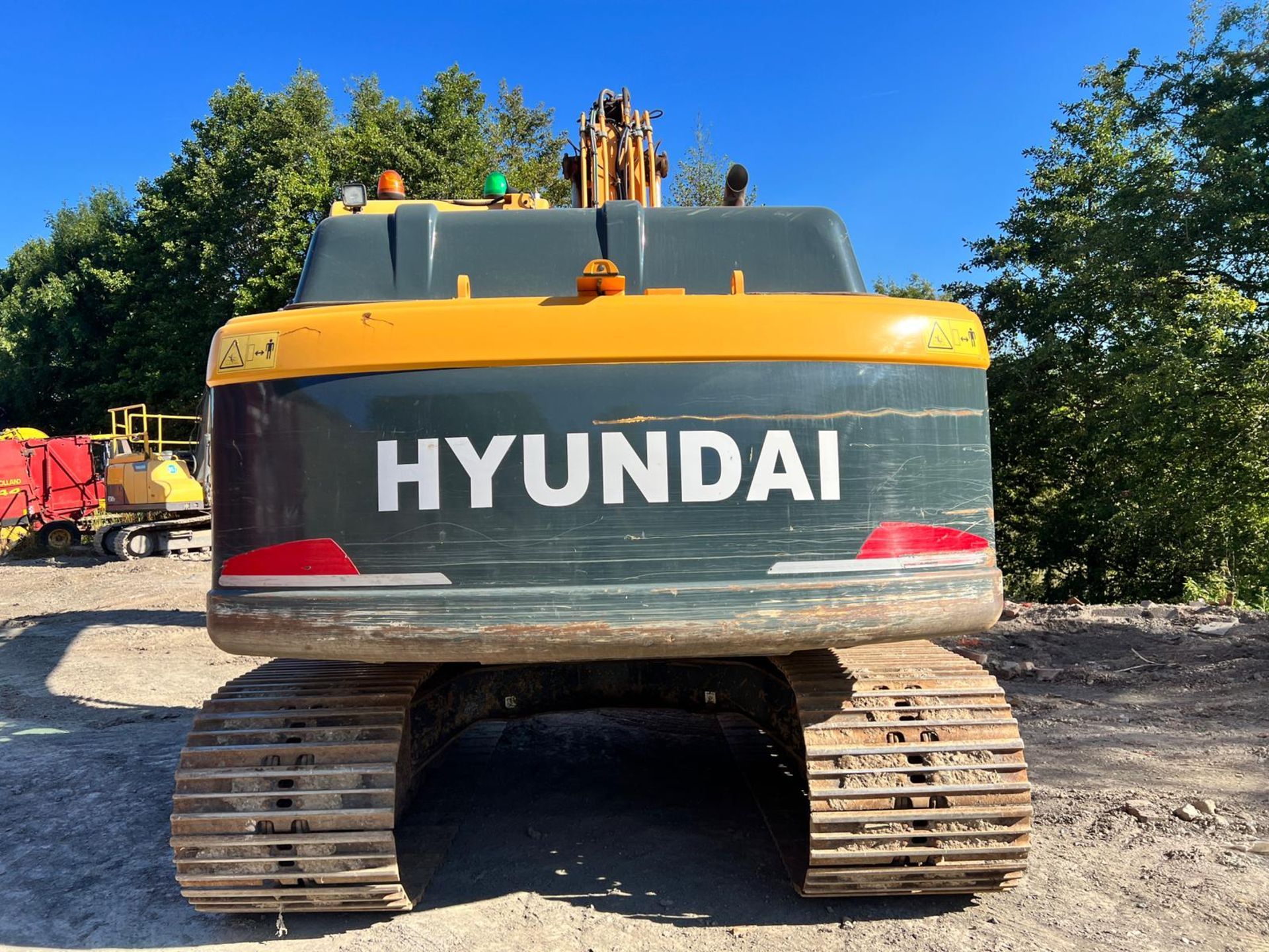 2015 Hyundai Robex 140LC-9A 14 Tonne Excavator *PLUS VAT* - Image 10 of 23