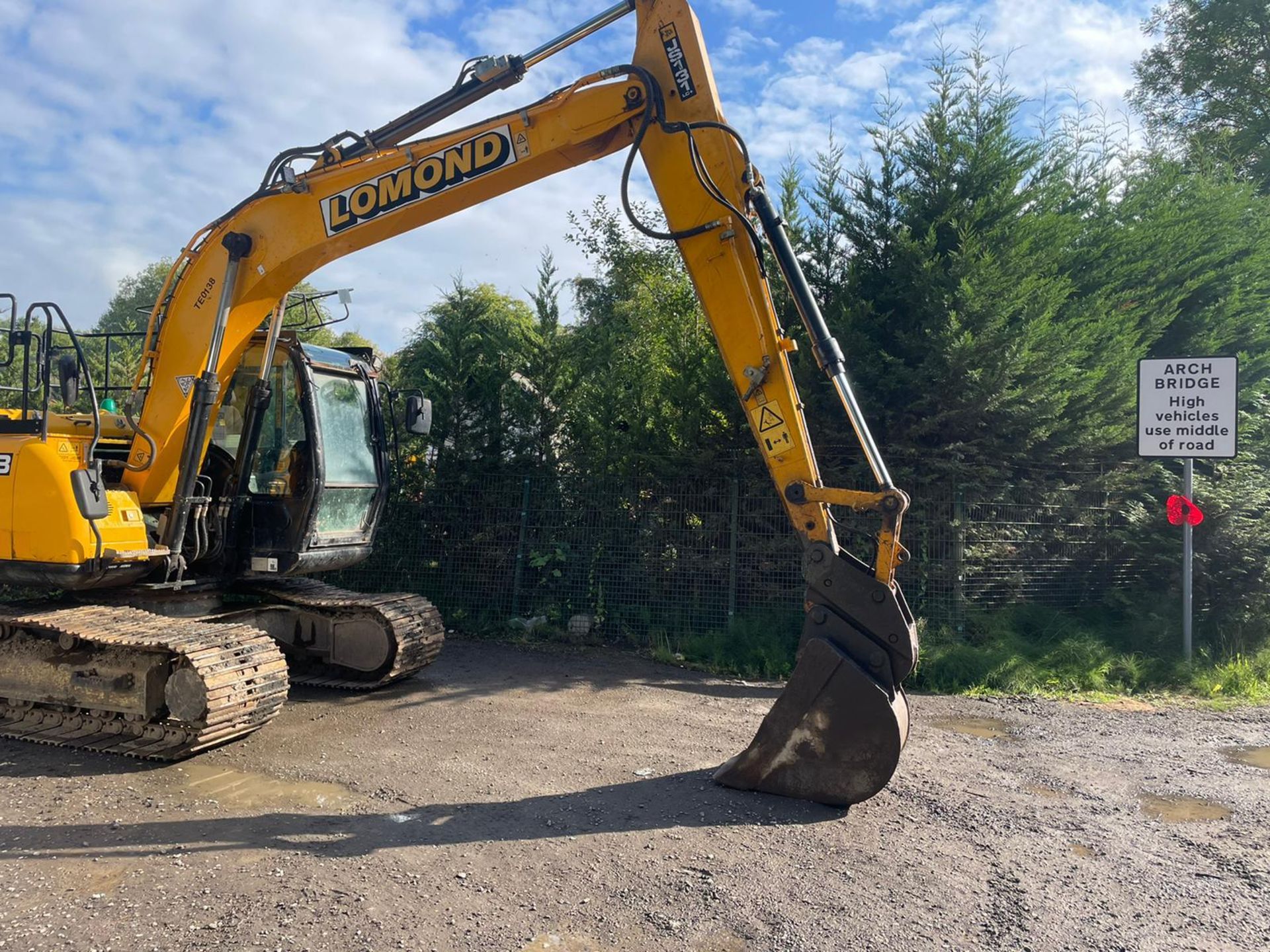 2016 JCB JS131LC 13 Tonne Excavator *PLUS VAT* - Image 7 of 9