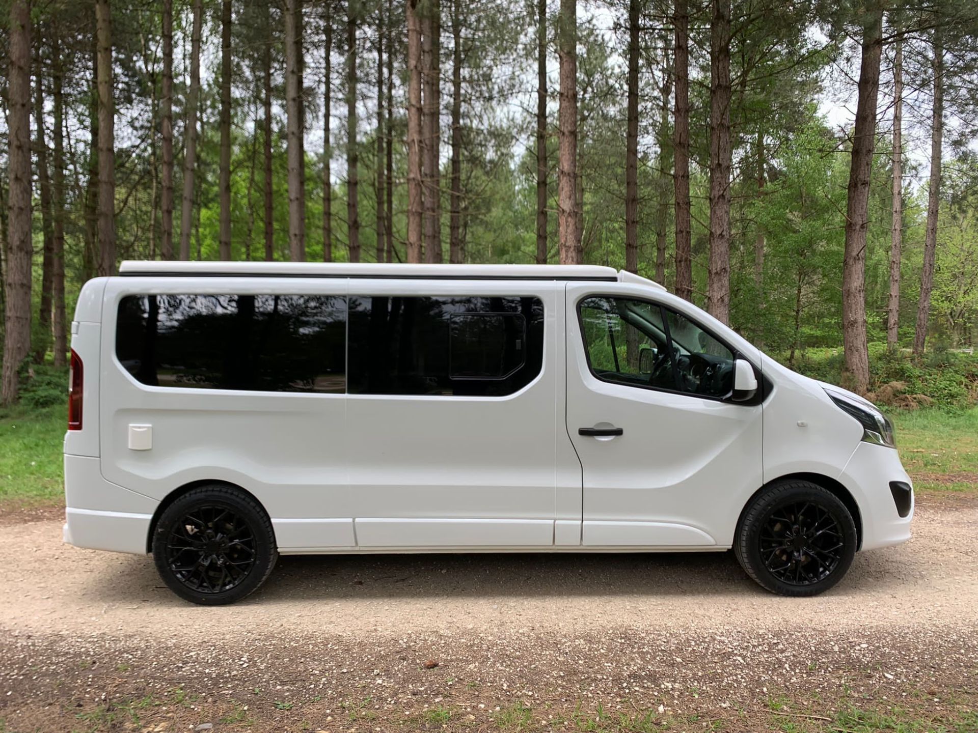 VAUXHALL VIVARO 2900 SPORTIVE CDTI, WHITE PANEL VAN, 118 BHP, 14,979 miles, full service*NO VAT* - Image 6 of 45