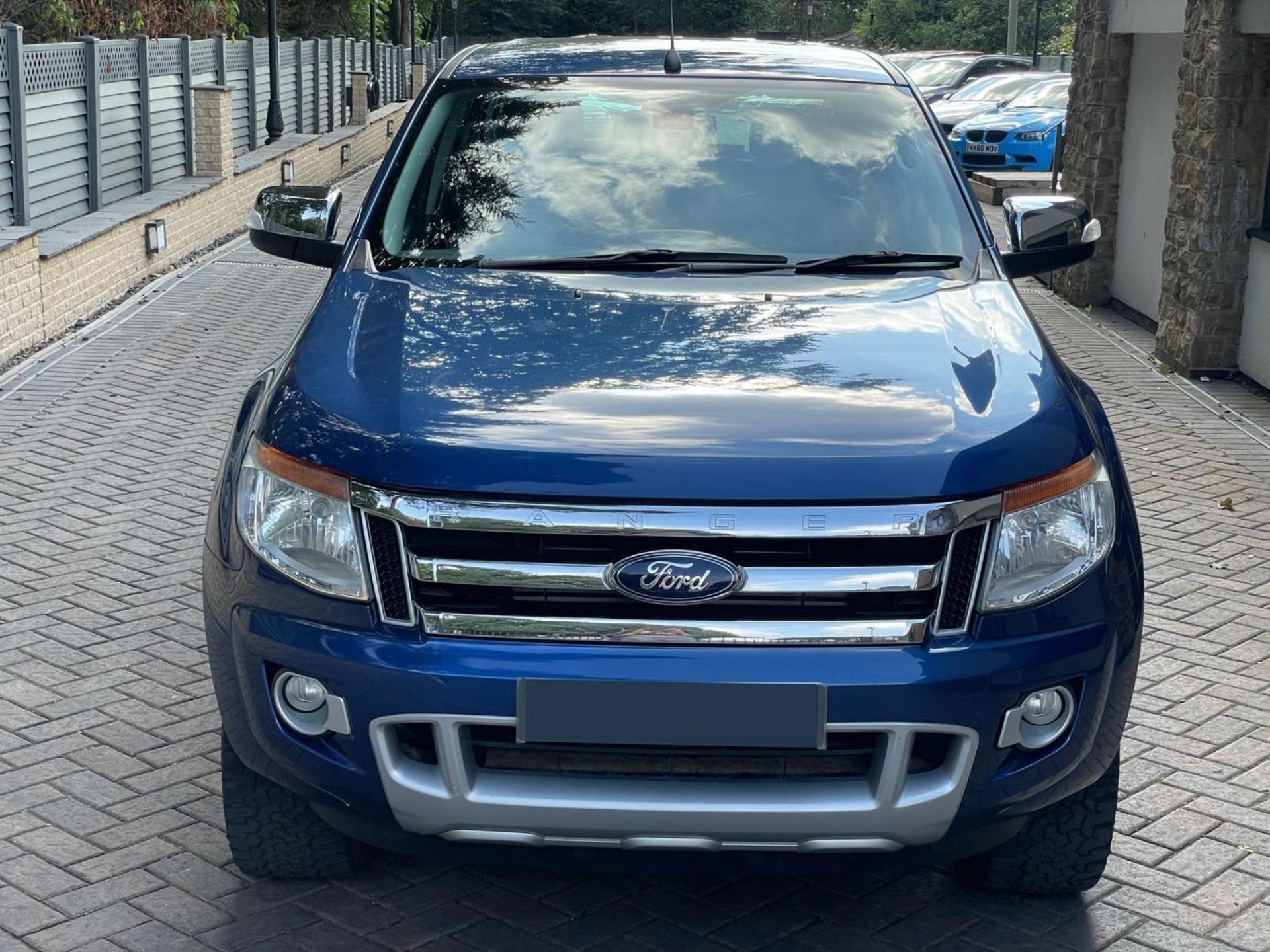 EYE CATCHING TRUCK! 2014/63 FORD RANGER LIMITED 4X4 TDCI BLUE PICK UP - BLUETOOTH *NO VAT* - Image 2 of 12